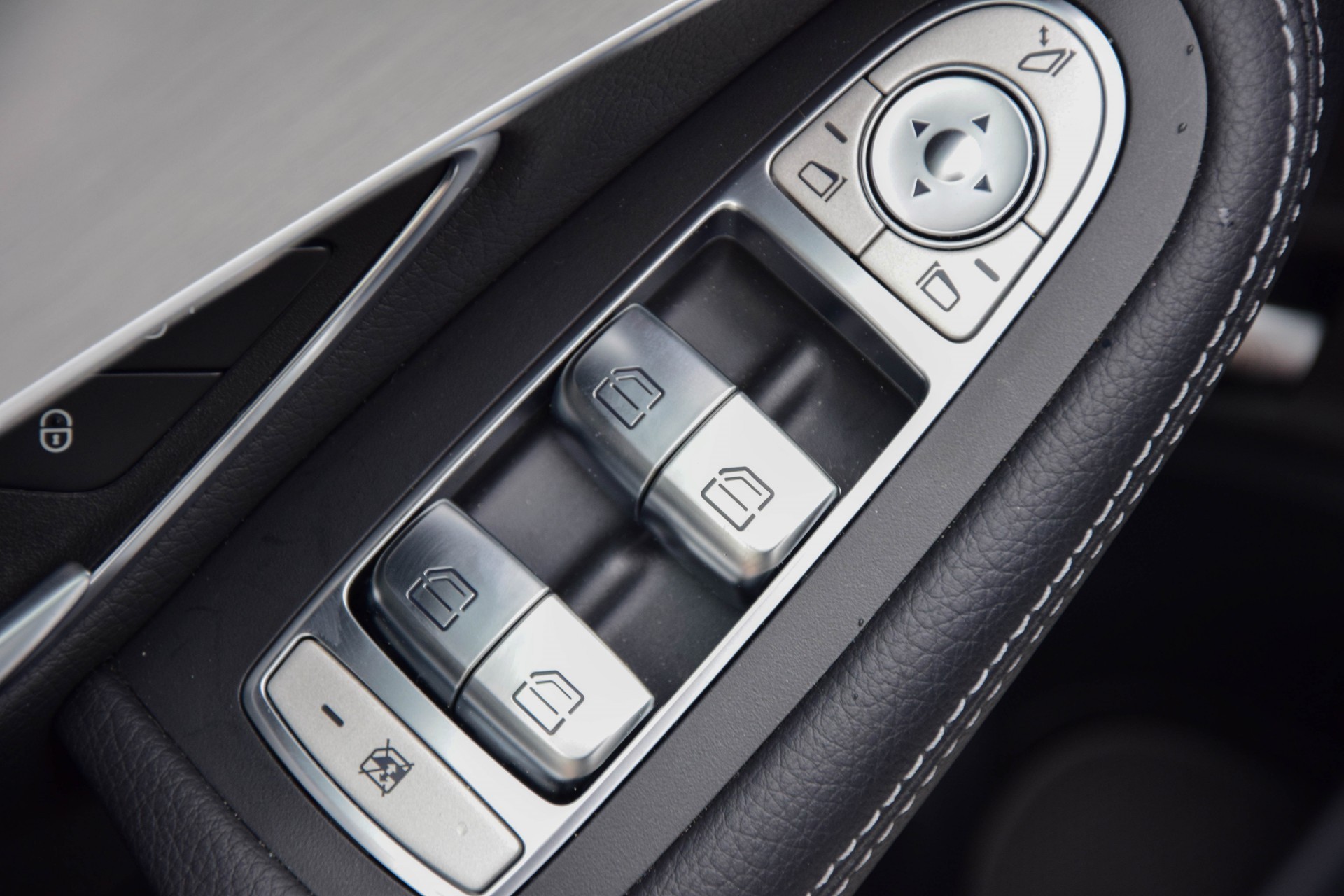 Mercedes-Benz GLC-Klasse 220d 4MATIC AMG Night Distronic/Panorama/Luchtvering/HUD/Burmester Aut9 Foto 11