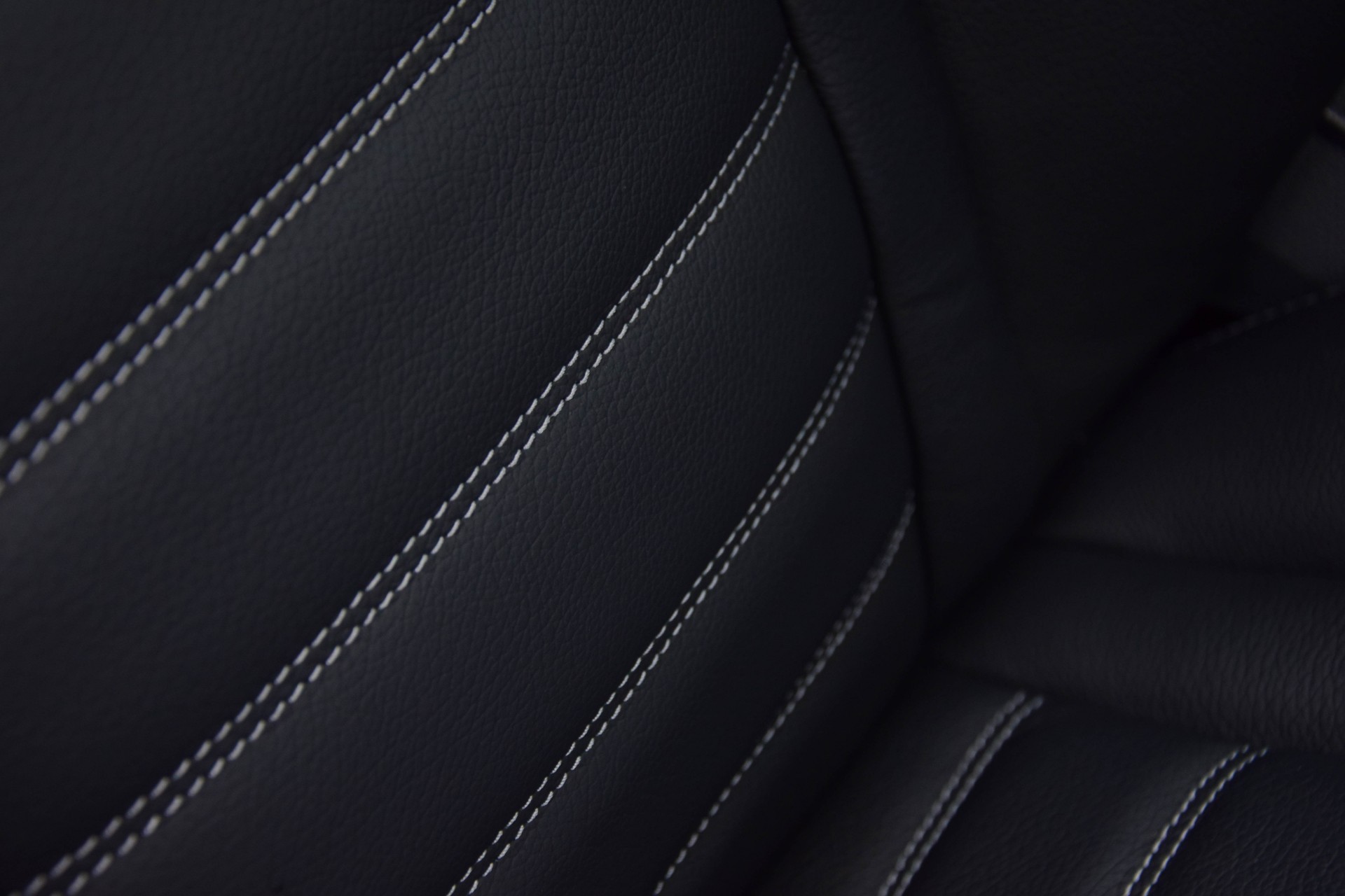 Mercedes-Benz GLC-Klasse 220d 4MATIC AMG Night Distronic/Panorama/Luchtvering/HUD/Burmester Aut9 Foto 13