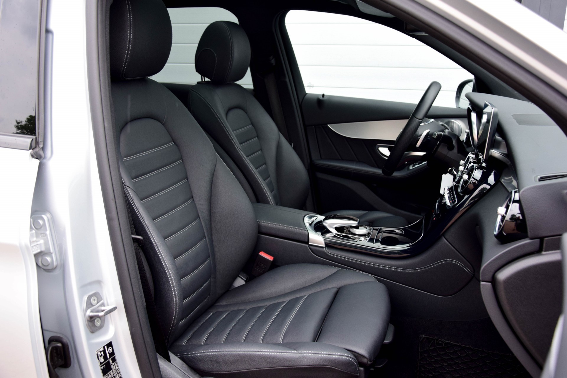 Mercedes-Benz GLC-Klasse 220d 4MATIC AMG Night Distronic/Panorama/Luchtvering/HUD/Burmester Aut9 Foto 3