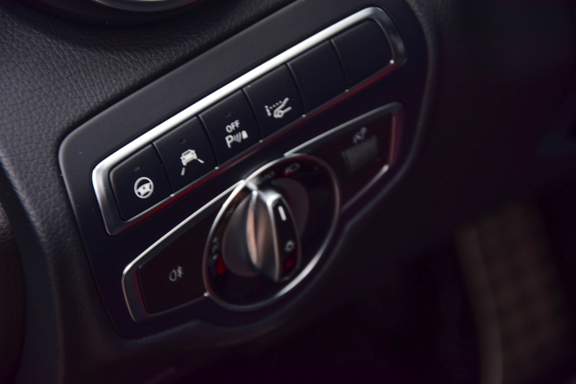 Mercedes-Benz GLC-Klasse 220d 4MATIC AMG Night Distronic/Panorama/Luchtvering/HUD/Burmester Aut9 Foto 9