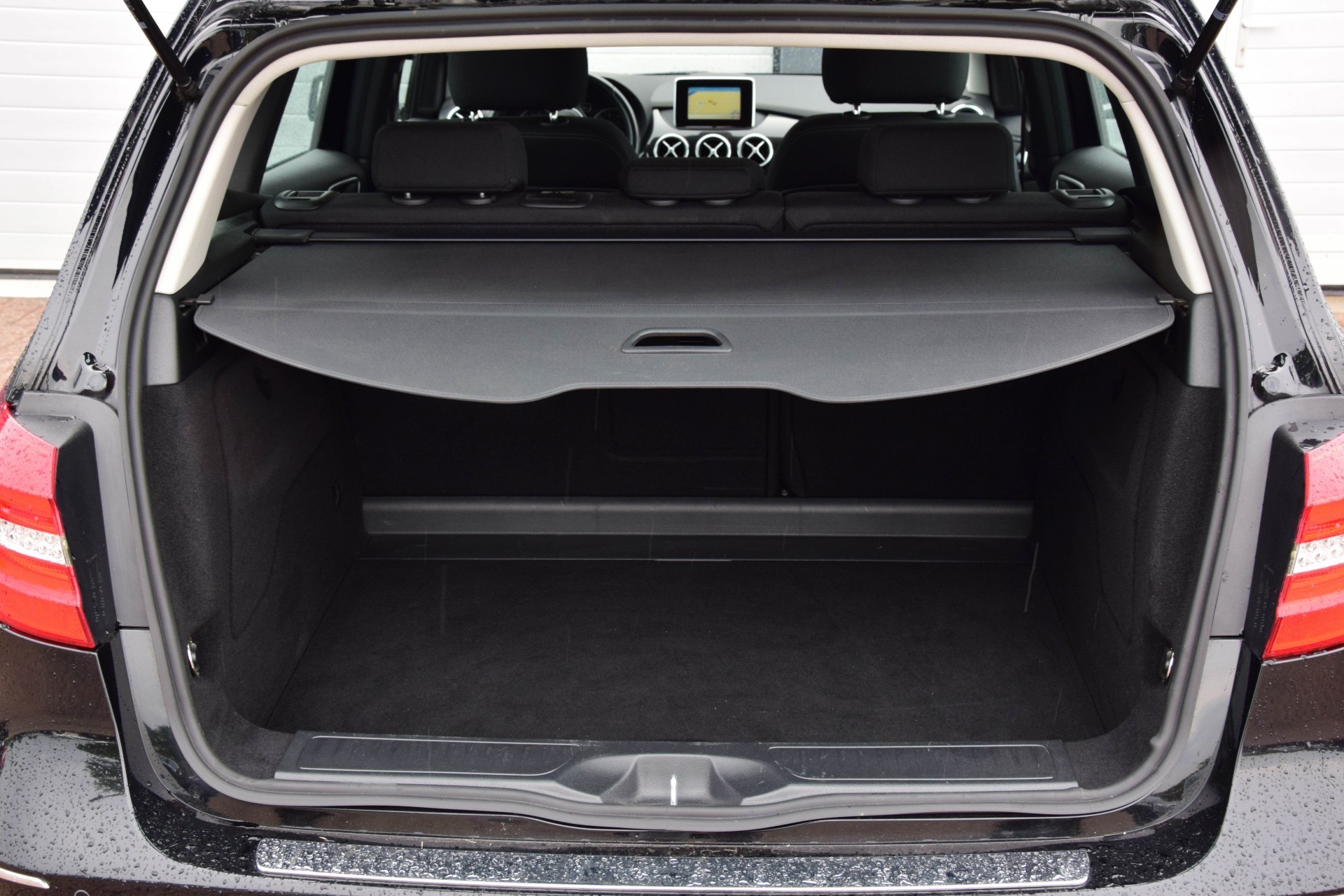 Mercedes-Benz B-Klasse 180 Nav/Bi-Xenon/LED/PTS/CC Foto 13