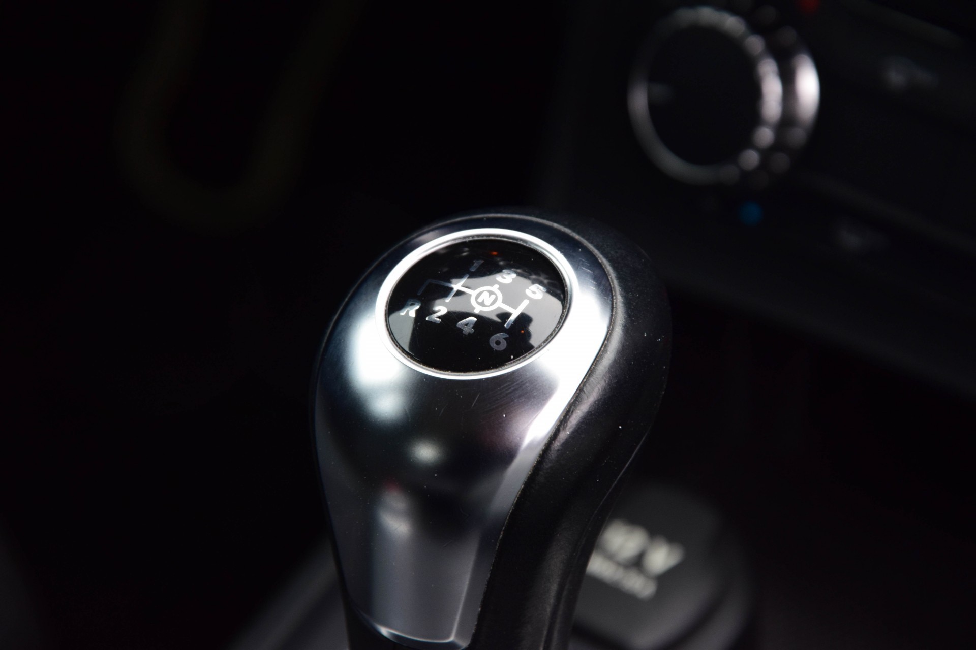 Mercedes-Benz B-Klasse 180 Nav/Bi-Xenon/LED/PTS/CC Foto 7