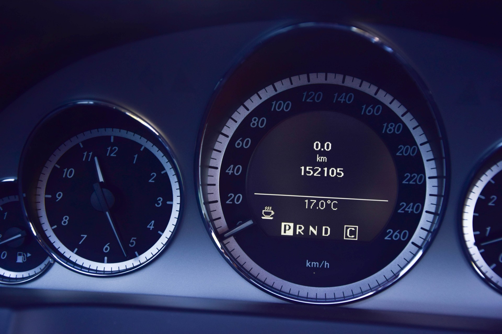 Mercedes-Benz E-Klasse Coupé 350 CGI AMG Com/ILS/Multi/18"/Standkachel Aut7 Foto 6