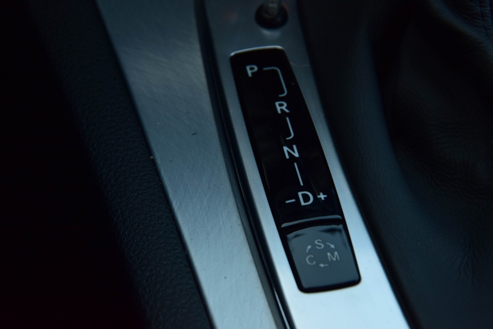 Mercedes-Benz E-Klasse Coupé 350 CGI AMG Com/ILS/Multi/18"/Standkachel Aut7 Foto 8