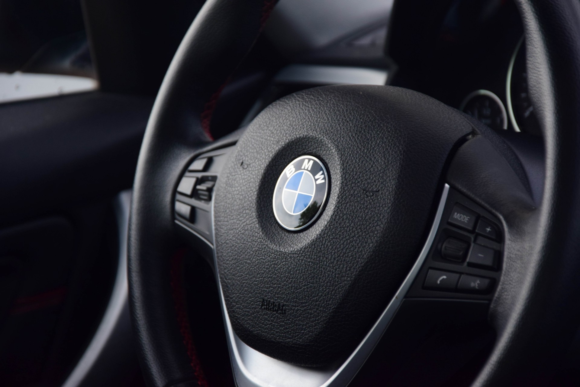 BMW 3 Serie 320D Upgrade Edition Sport Schuifdak/Leer/Xenon Aut8 Foto 8