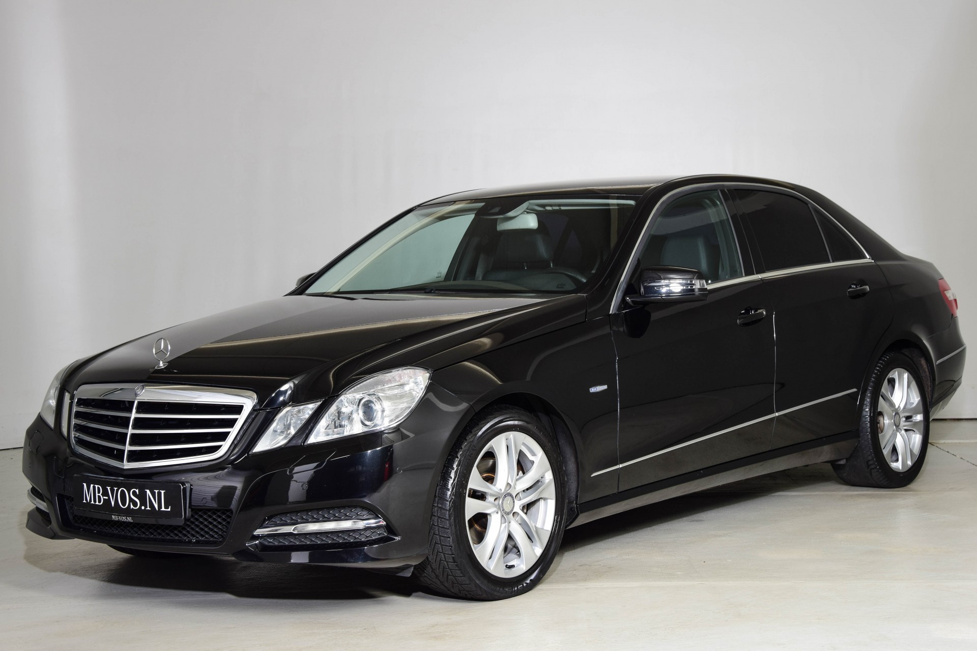 Mercedes-Benz E-Klasse 220 CDI Avantgarde Nav/Afn-trk/Verw-stln/ILS Aut5 Foto 1