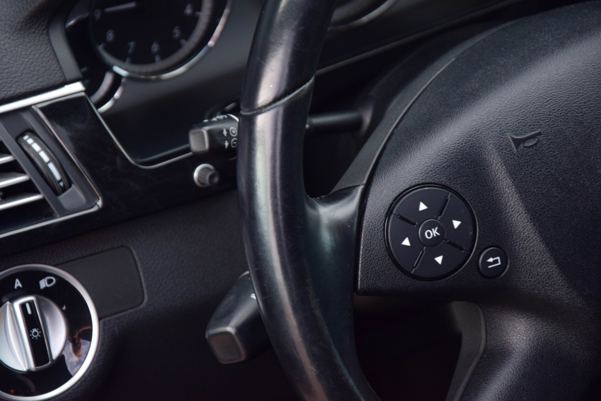 Mercedes-Benz E-Klasse 220 CDI Avantgarde Nav/Afn-trk/Verw-stln/ILS Aut5 Foto 14