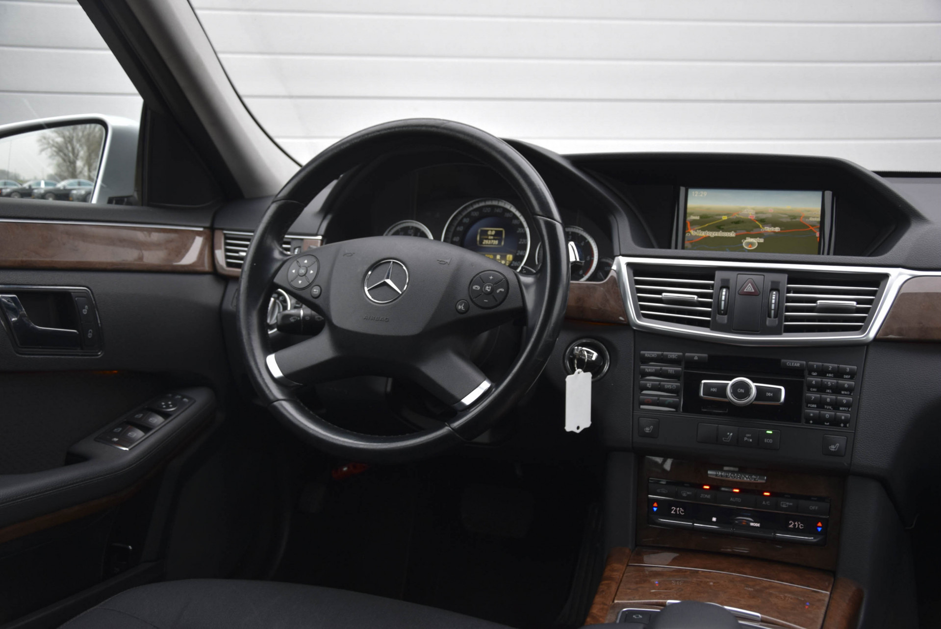 Mercedes-Benz E-Klasse Estate 220 CDI Elegance Schuifdak/Comand/Park/Ver-stln Aut7 Foto 6