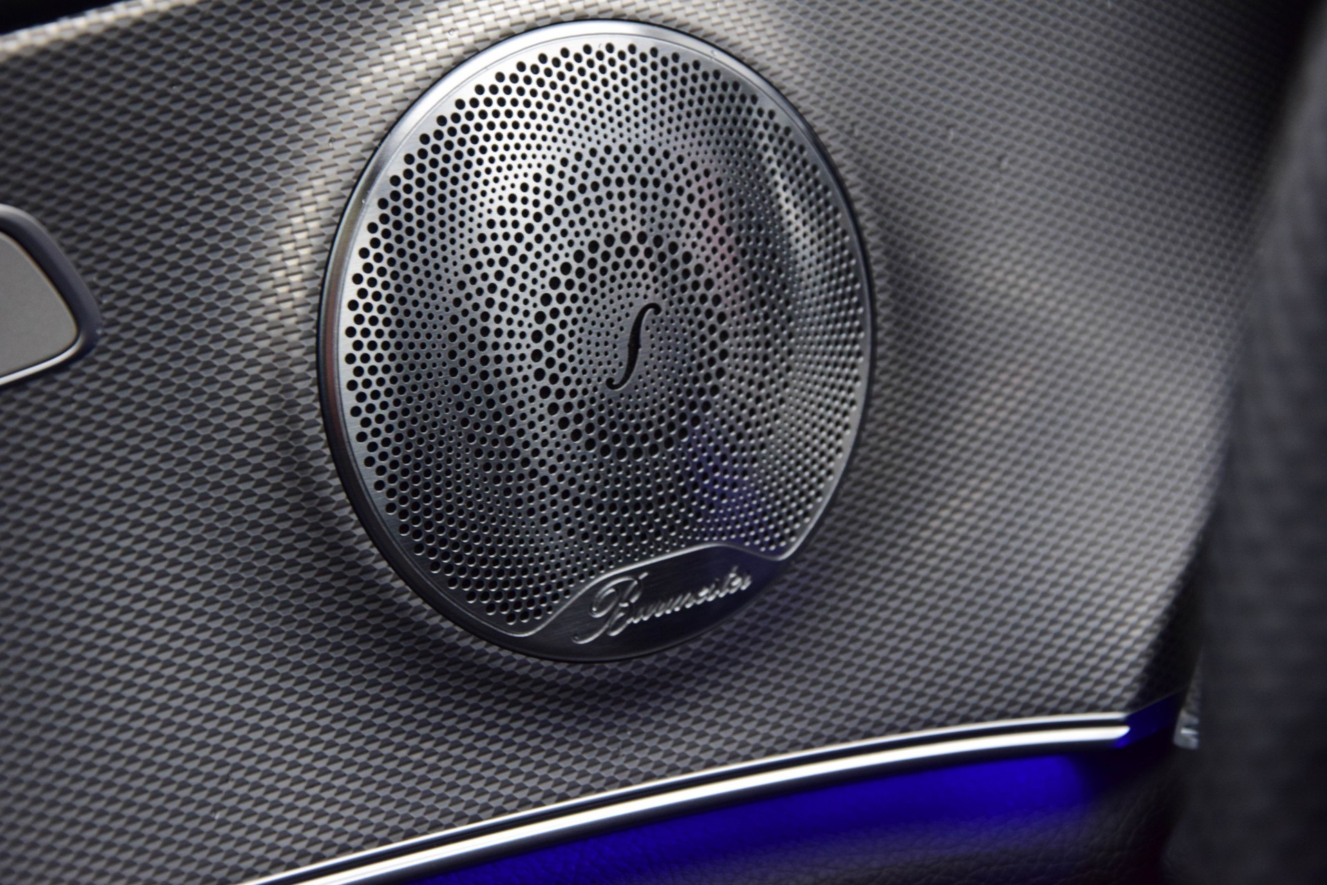 Mercedes-Benz E-Klasse 220 d AMG Burmester/Dak/Com/Multibeam Aut9 Foto 14