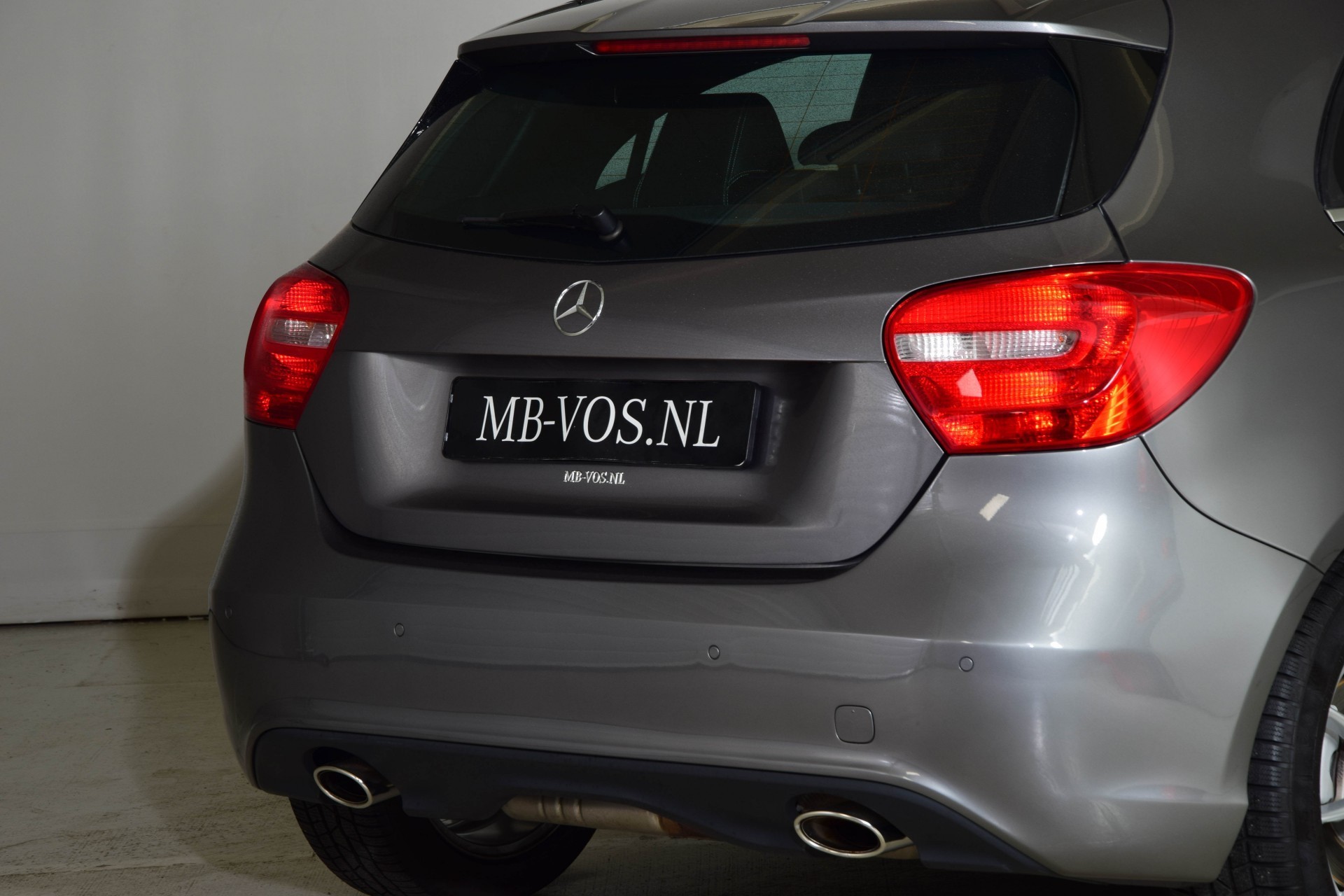 Mercedes-Benz A-Klasse 180 Urban Navi/Pts/st-verw Aut7 Foto 17