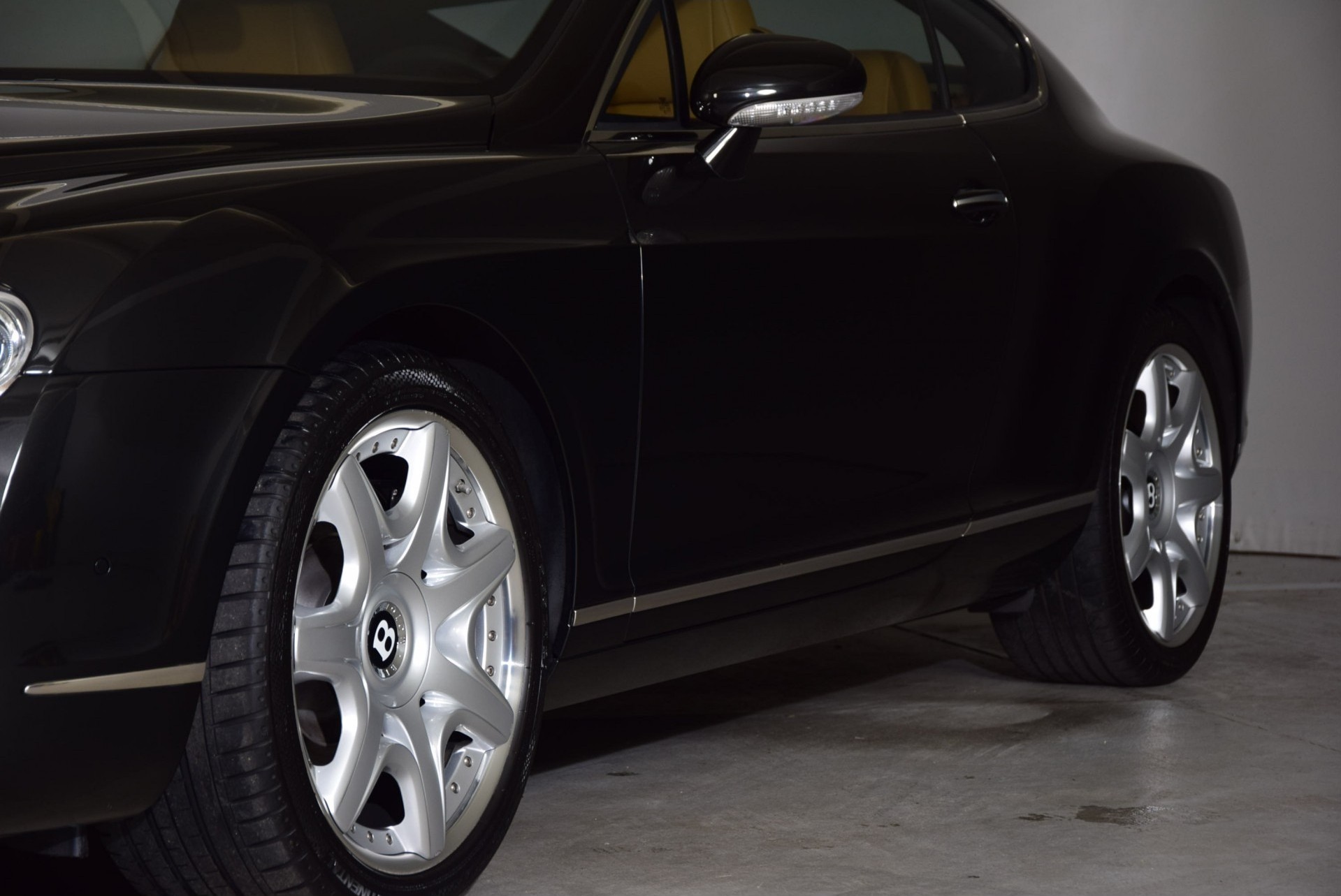 Bentley Continental GT 6.0 W12 4WD Mulliner Keyless/Mem/Luchtvering Aut6 Foto 14