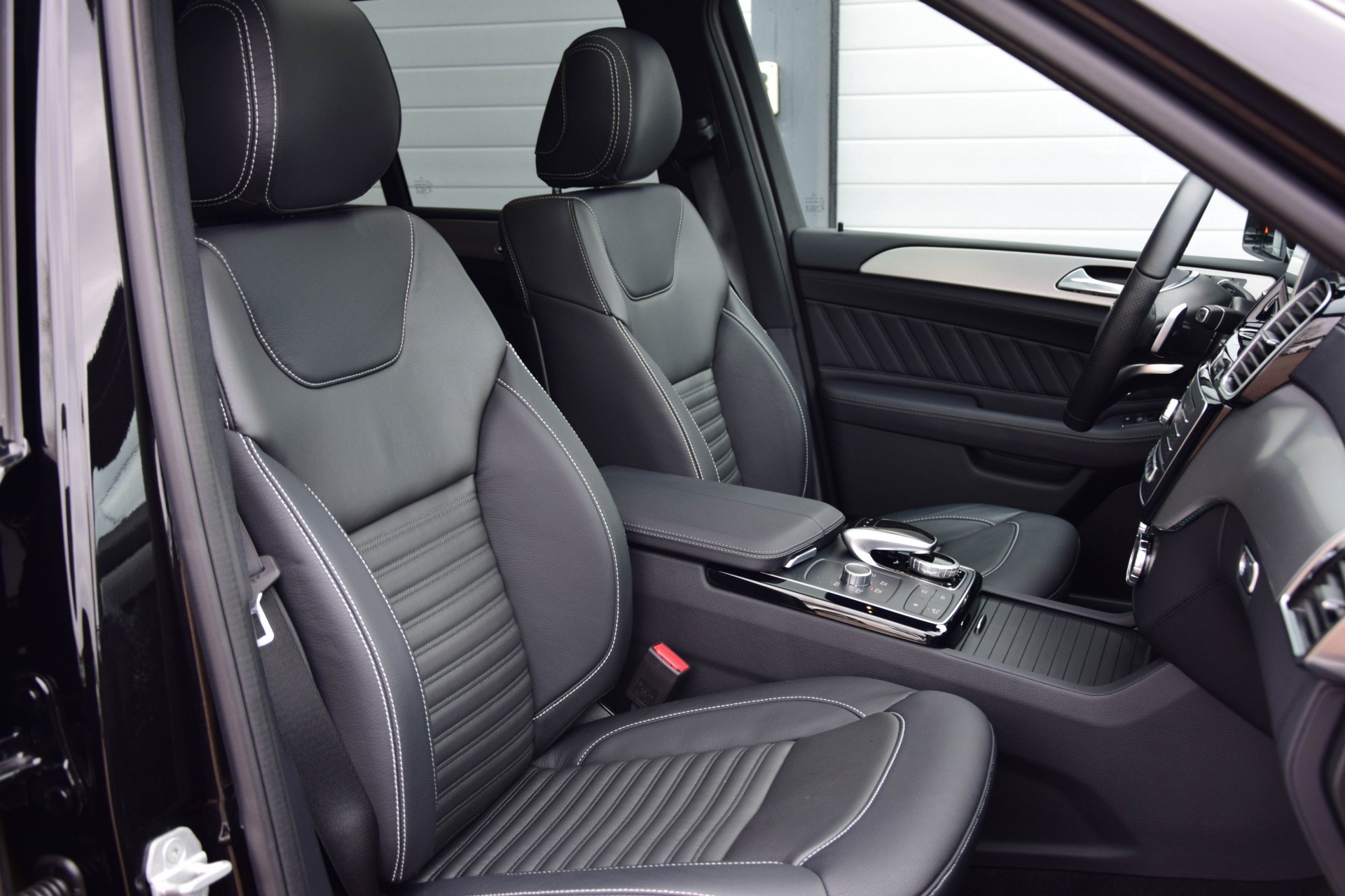 Mercedes-Benz GLE-Klasse 350 d 4MATIC AMG Distronic/Dak/Harman Kardon/ILS/Standkachel/Mem Aut9 Foto 3