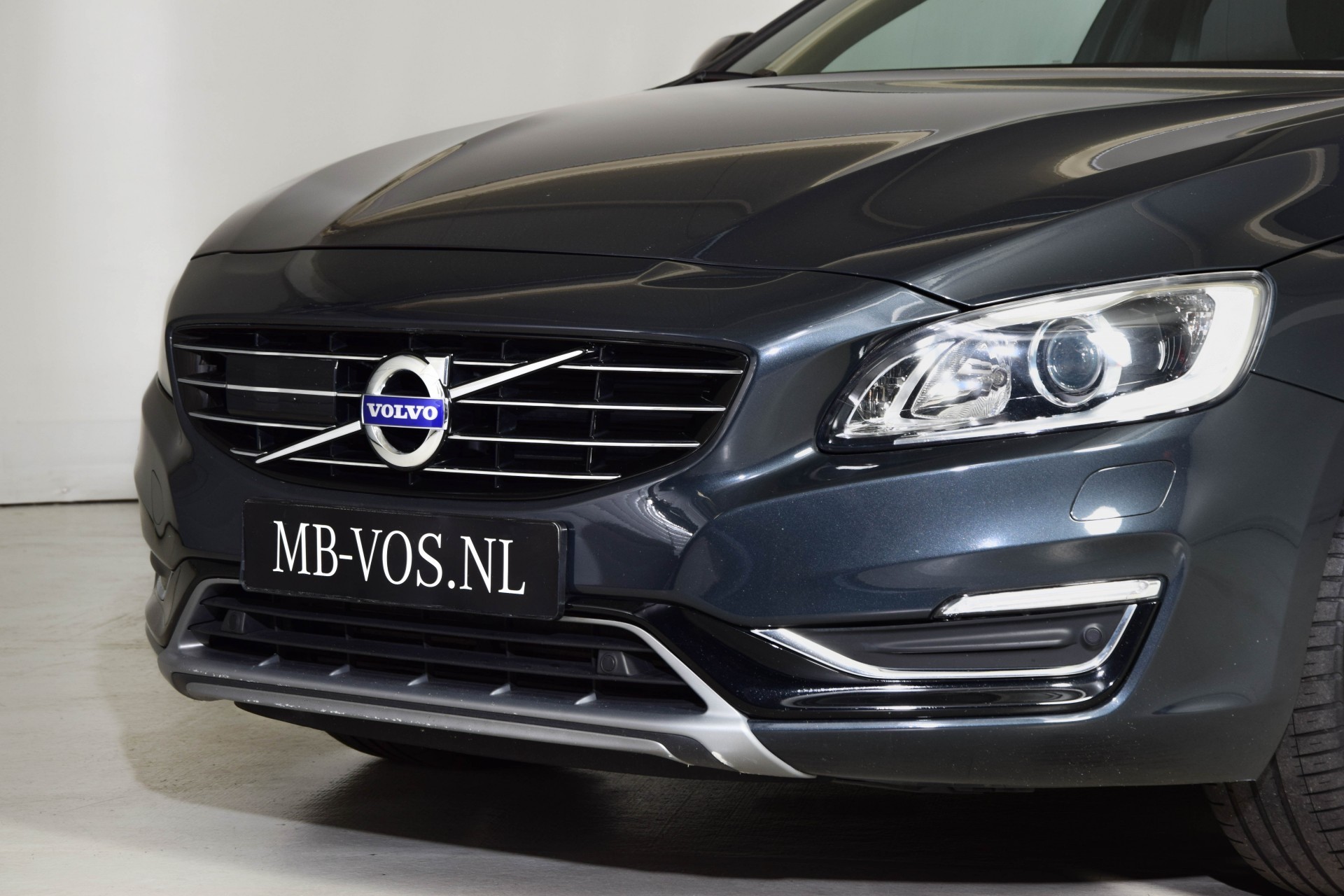 Volvo V60 2.4 D6 AWD PLUG-IN HYBRID SUMMUM 0% bijtelling Aut6 Foto 21