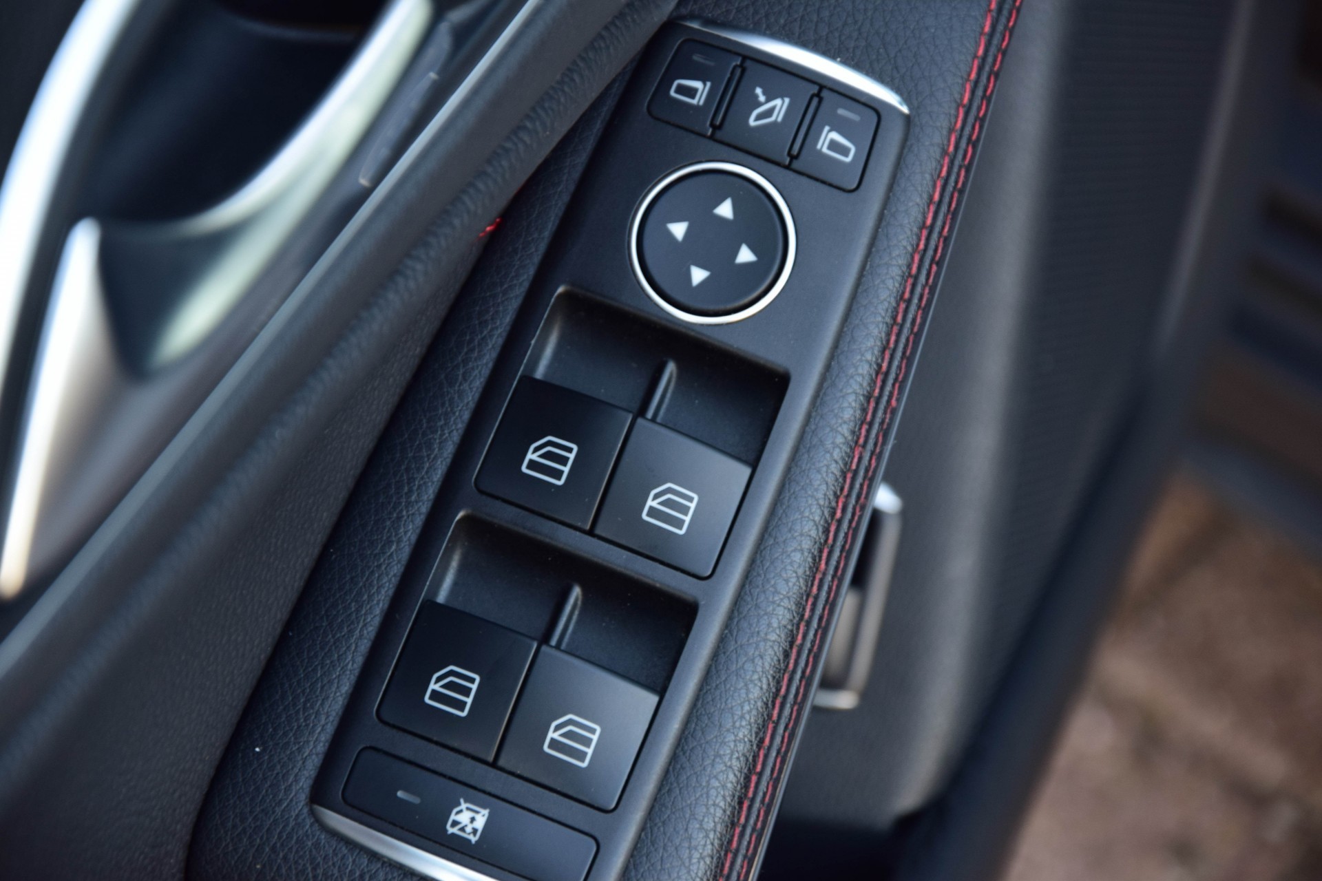 Mercedes-Benz CLA-Klasse 200 AMG Exclusive ecc/xenon/pts/nav Aut7 1ste eigenaar Foto 9