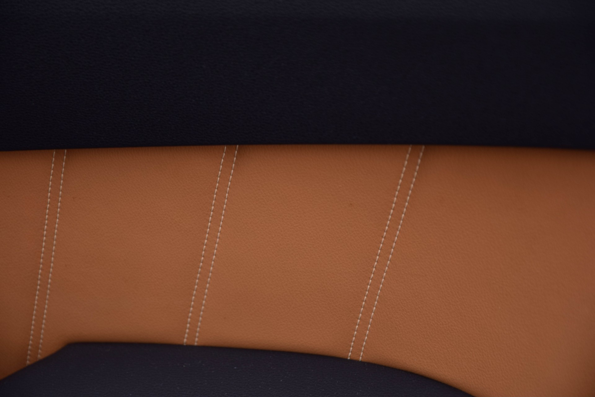 Mercedes-Benz E-Klasse 350 CGI Avantgarde Luchtvering/Multicontour/Stoelkoeling/Com/ILS Aut7 Foto 7