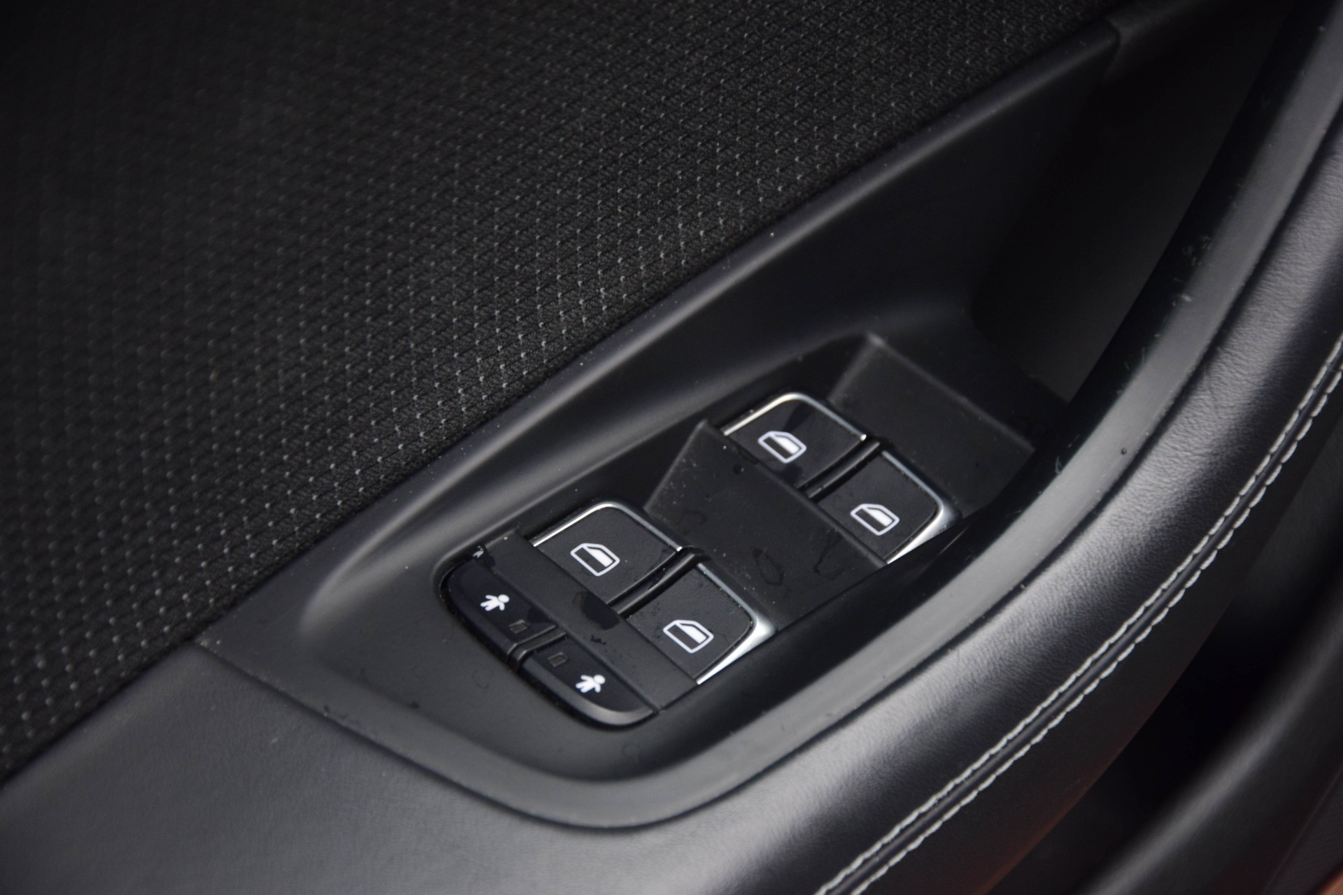 Audi A6 2.0 TFSI Pro Line S 20"/Xenon/Nav Aut8 Foto 12