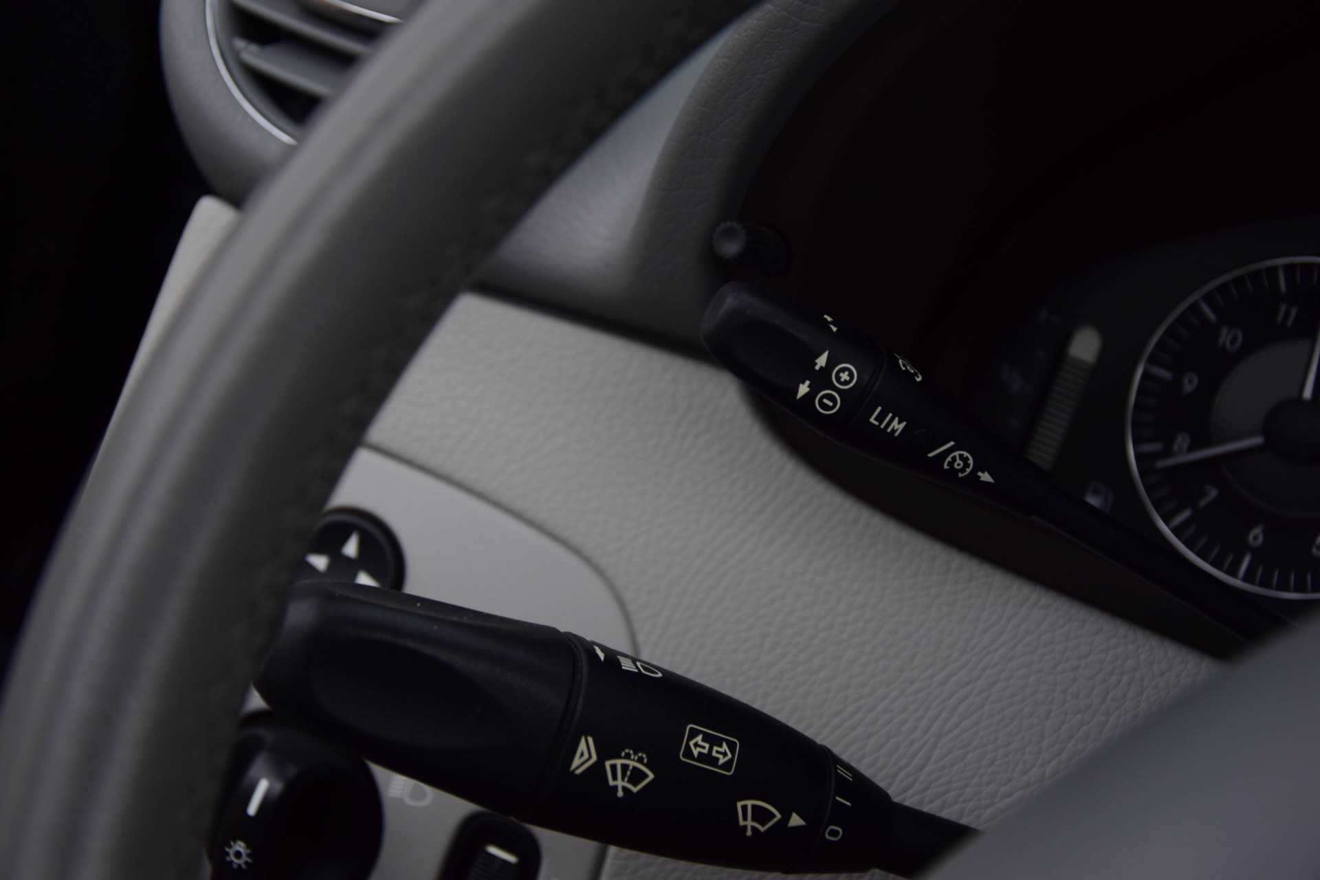 Mercedes-Benz CLK-Klasse Cabrio 200 Kompressor Elegance Comand/17" Aut5 Foto 10