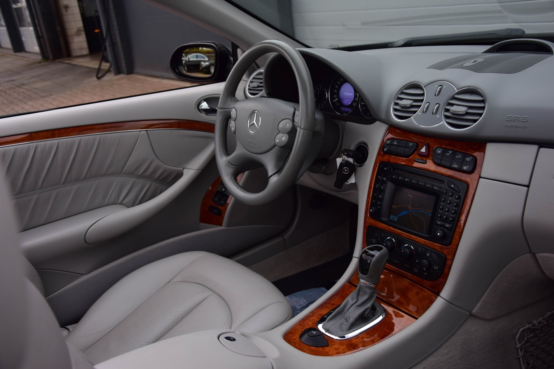 Mercedes-Benz CLK-Klasse Cabrio 200 Kompressor Elegance Comand/17" Aut5 Foto 7