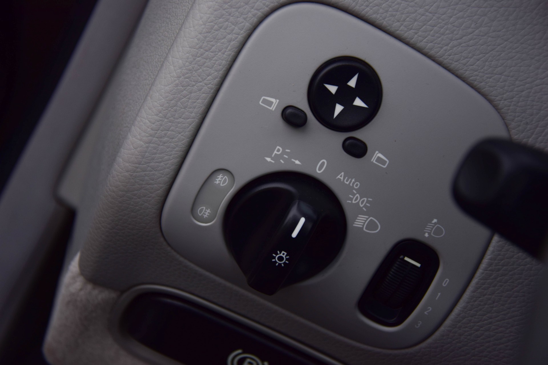 Mercedes-Benz CLK-Klasse Cabrio 200 Kompressor Elegance Comand/17" Aut5 Foto 9