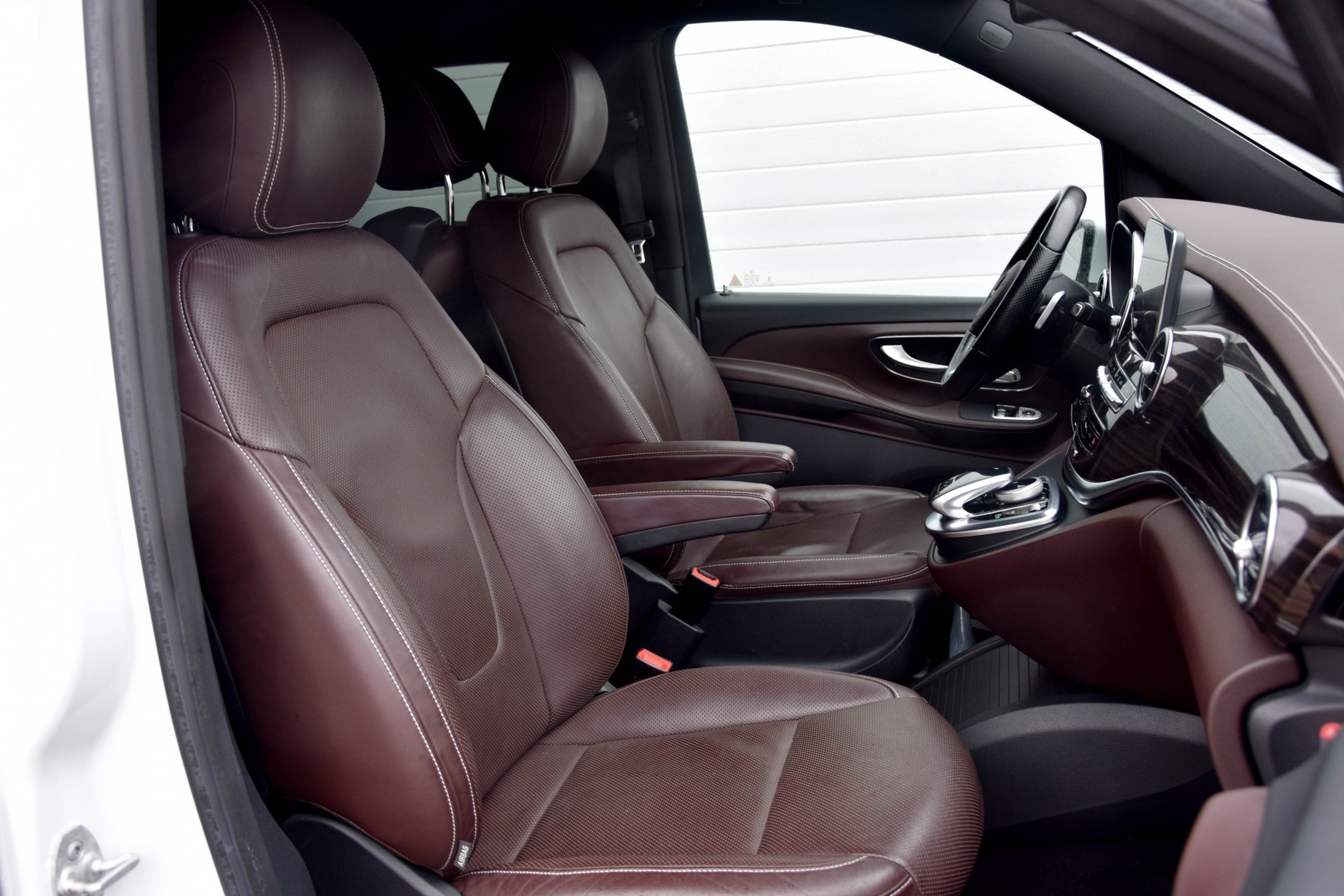 Mercedes-Benz V-Klasse 250 Bluetec Edition 1 Lang 6-Persoons Burmester/360/Nappa Aut7 Foto 3