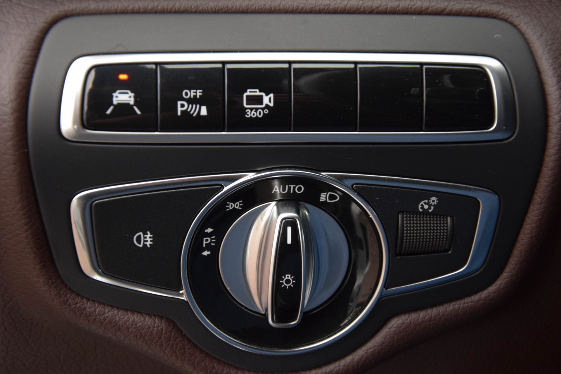 Mercedes-Benz V-Klasse 250 Bluetec Edition 1 Lang 6-Persoons Burmester/360/Nappa Aut7 Foto 7