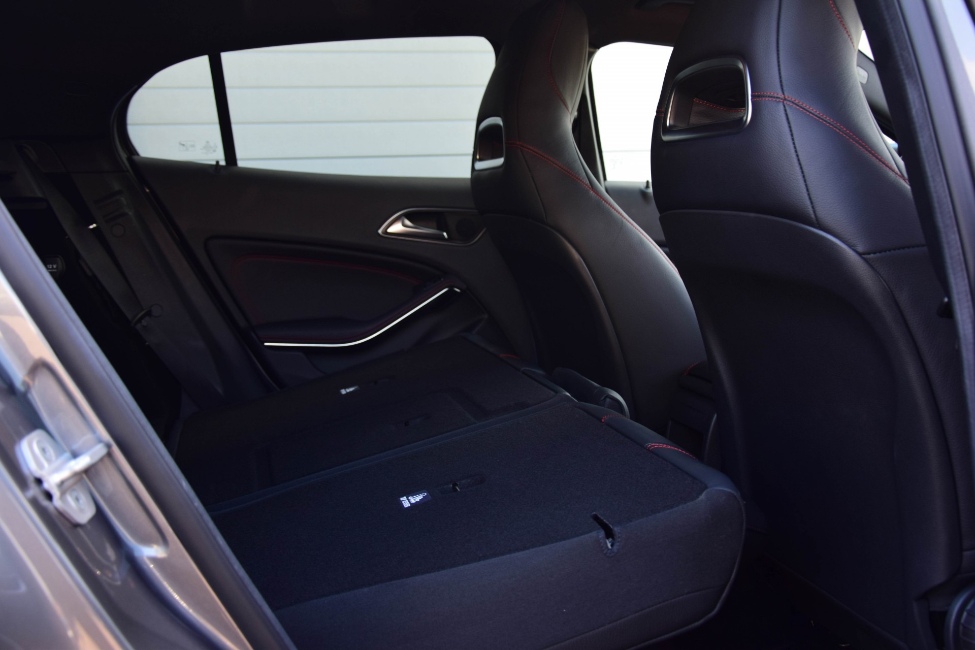 Mercedes-Benz GLA-Klasse 2.2 200 Cdi AMG Exclusive Nappa/Nav/PTS/Bi-Xenon Aut7 Foto 5