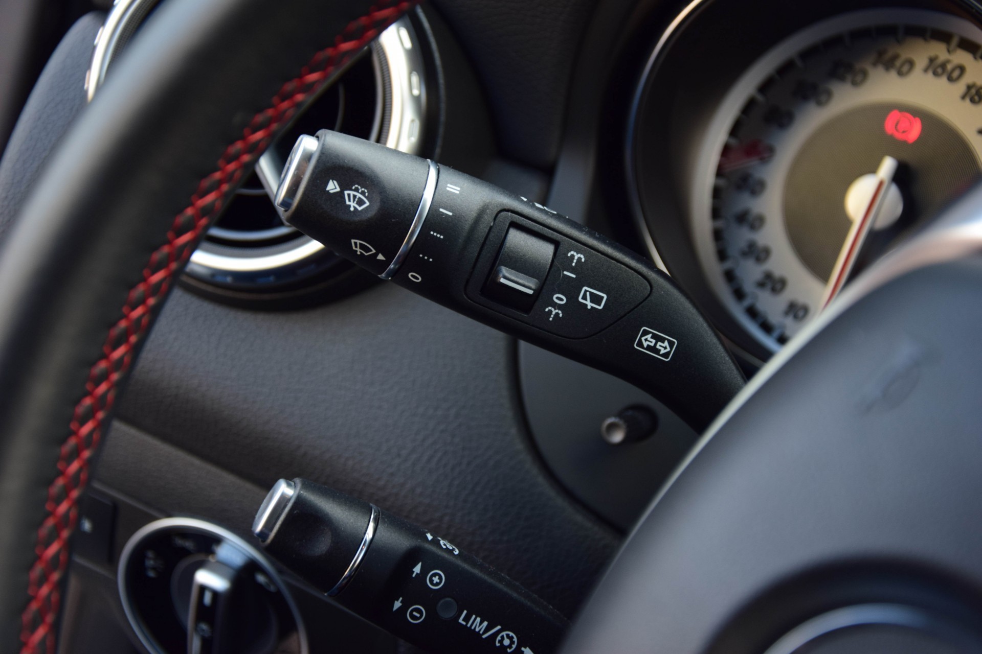 Mercedes-Benz GLA-Klasse 2.2 200 Cdi AMG Exclusive Nappa/Nav/PTS/Bi-Xenon Aut7 Foto 9