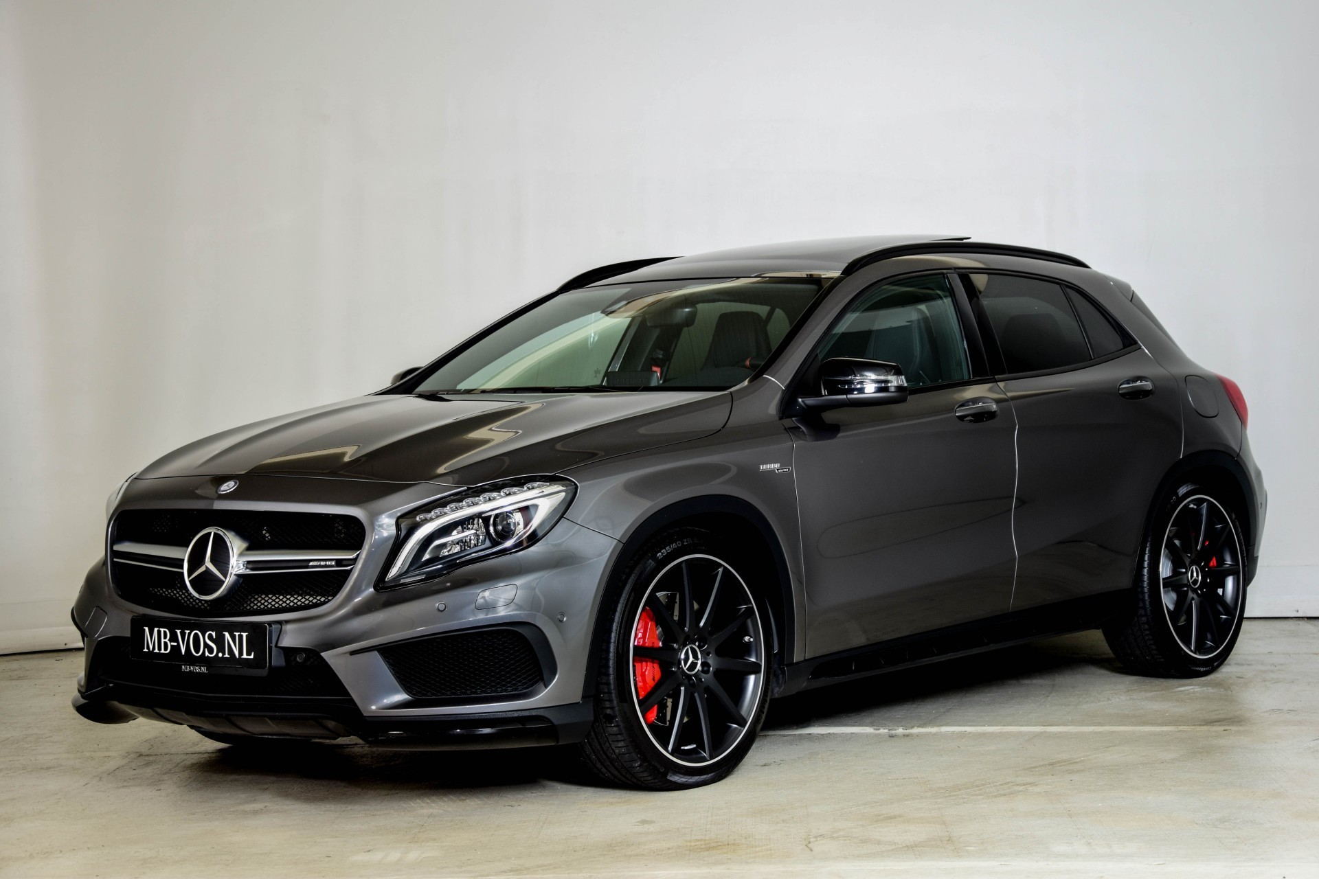 Mercedes-Benz GLA-Klasse 45 AMG 4-Matic Performance Aut7 Nieuwprijs: €96590 Foto 1