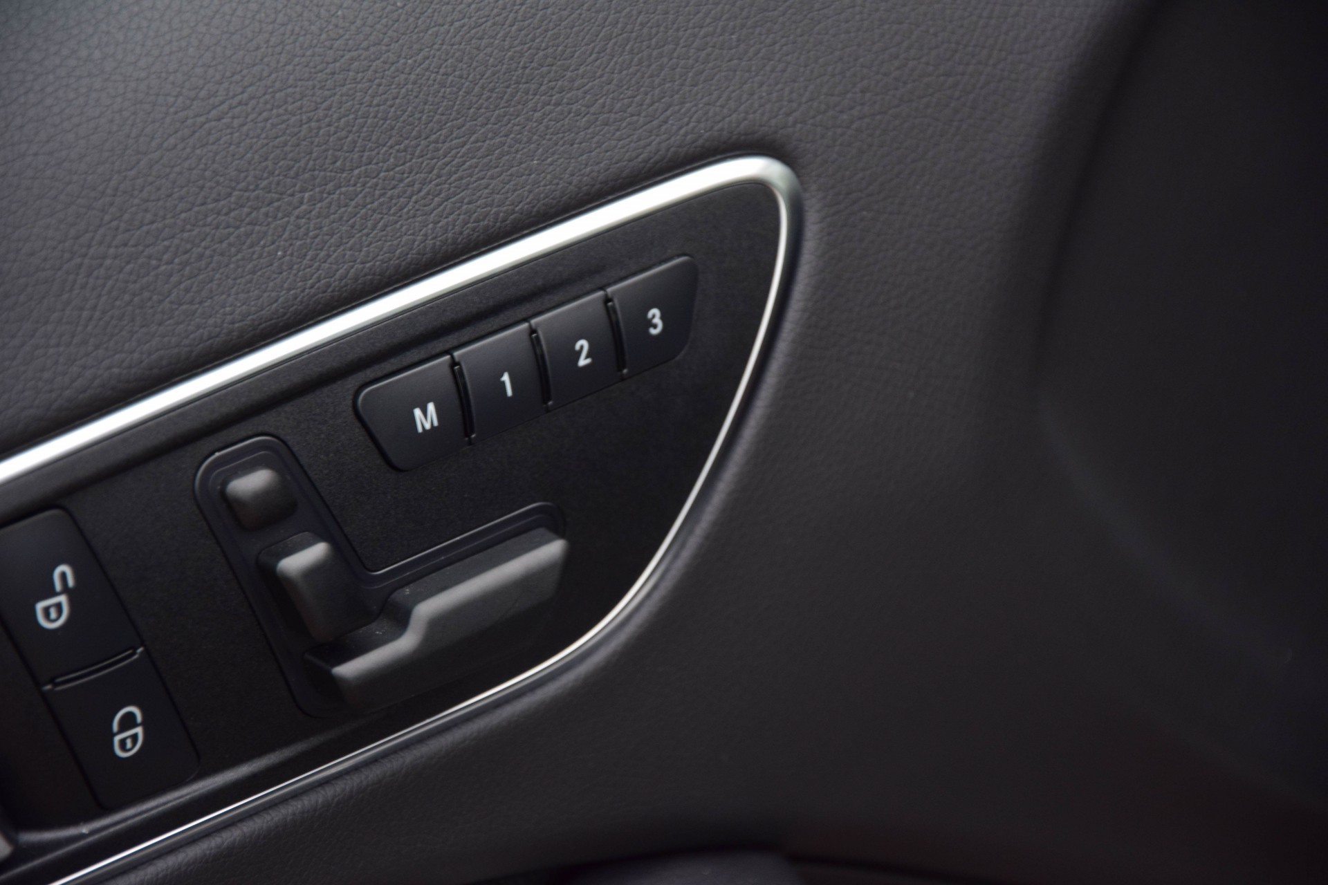 Mercedes-Benz GLA-Klasse 45 AMG 4-Matic Performance Aut7 Nieuwprijs: €96590 Foto 14