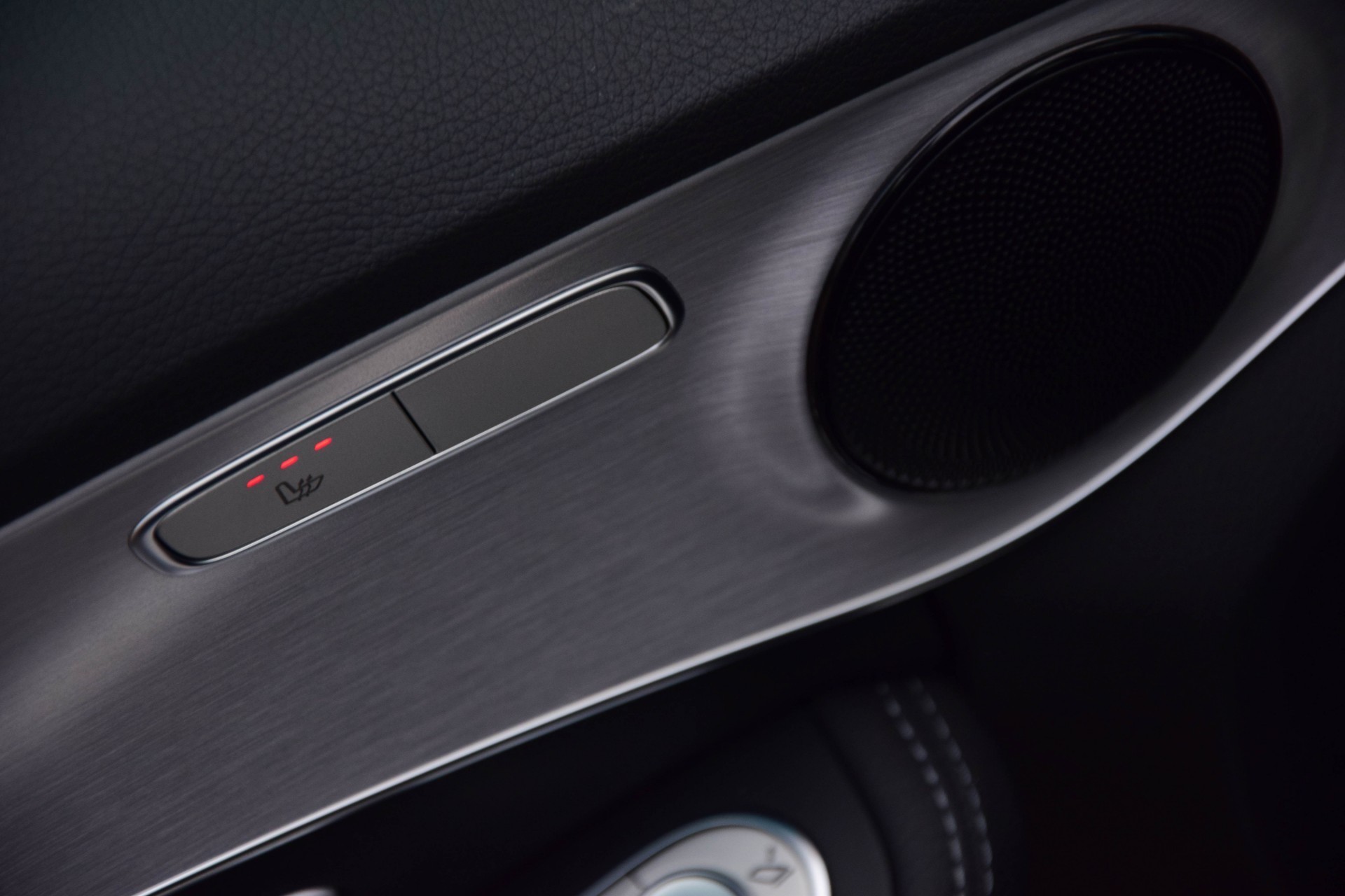 Mercedes-Benz C-Klasse 220 d Avantgarde Schuifdak/LED Aut9 Foto 10