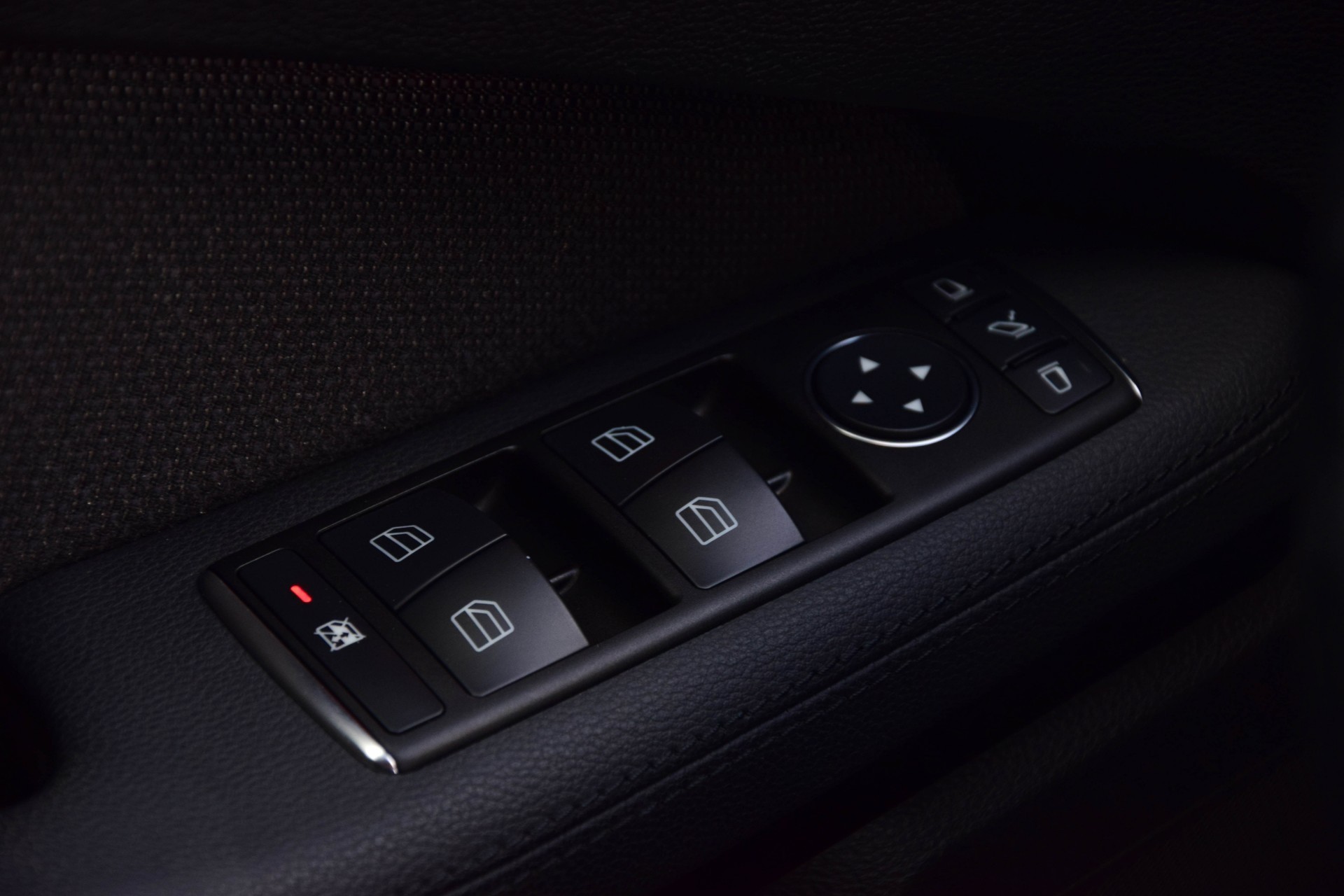 Mercedes-Benz E-Klasse Estate 200 CGI Avantgarde Navi/Afn-Trekhaak Aut7 Foto 15