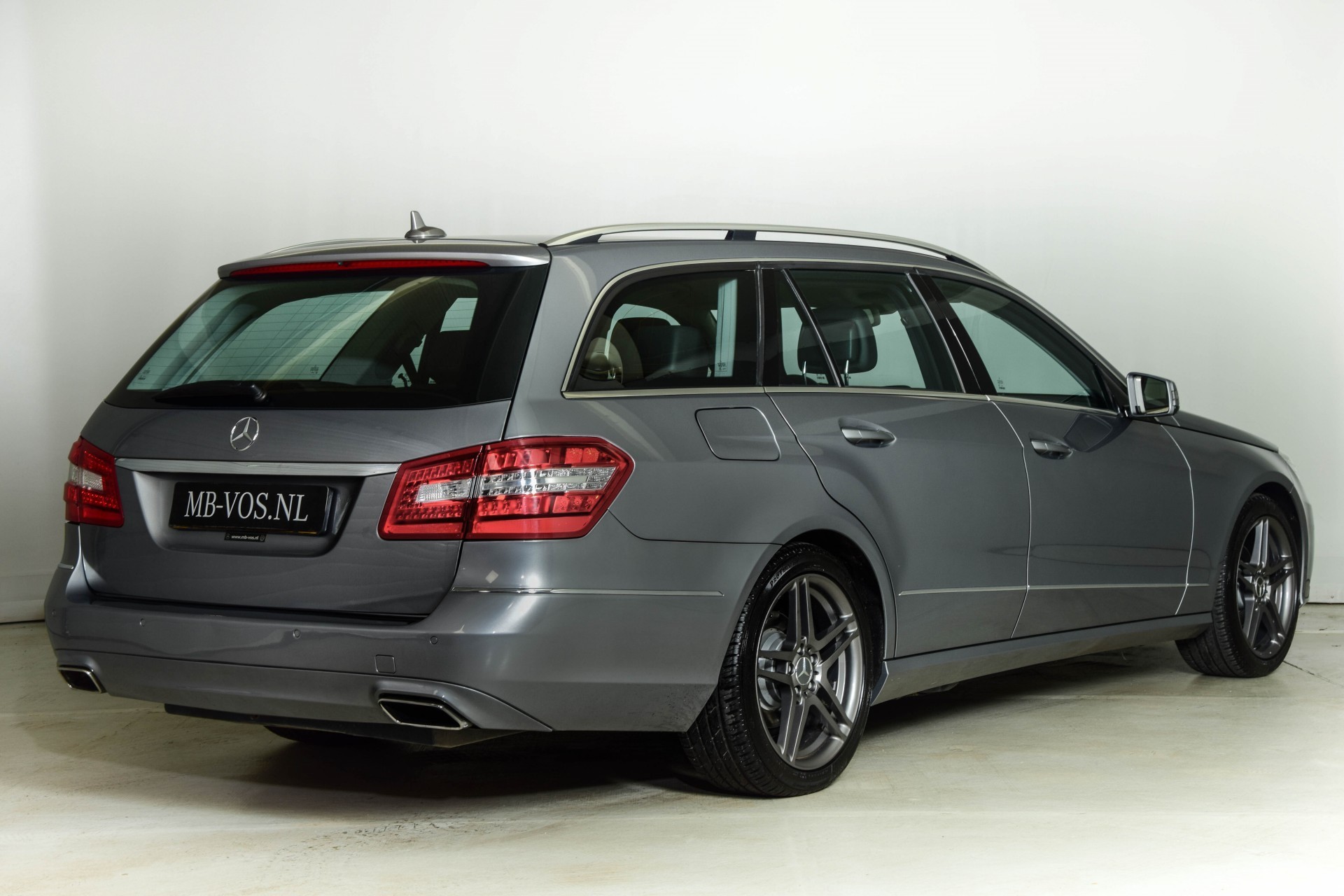 Mercedes-Benz E-Klasse Estate 200 CGI Avantgarde Navi/Afn-Trekhaak Aut7 Foto 2