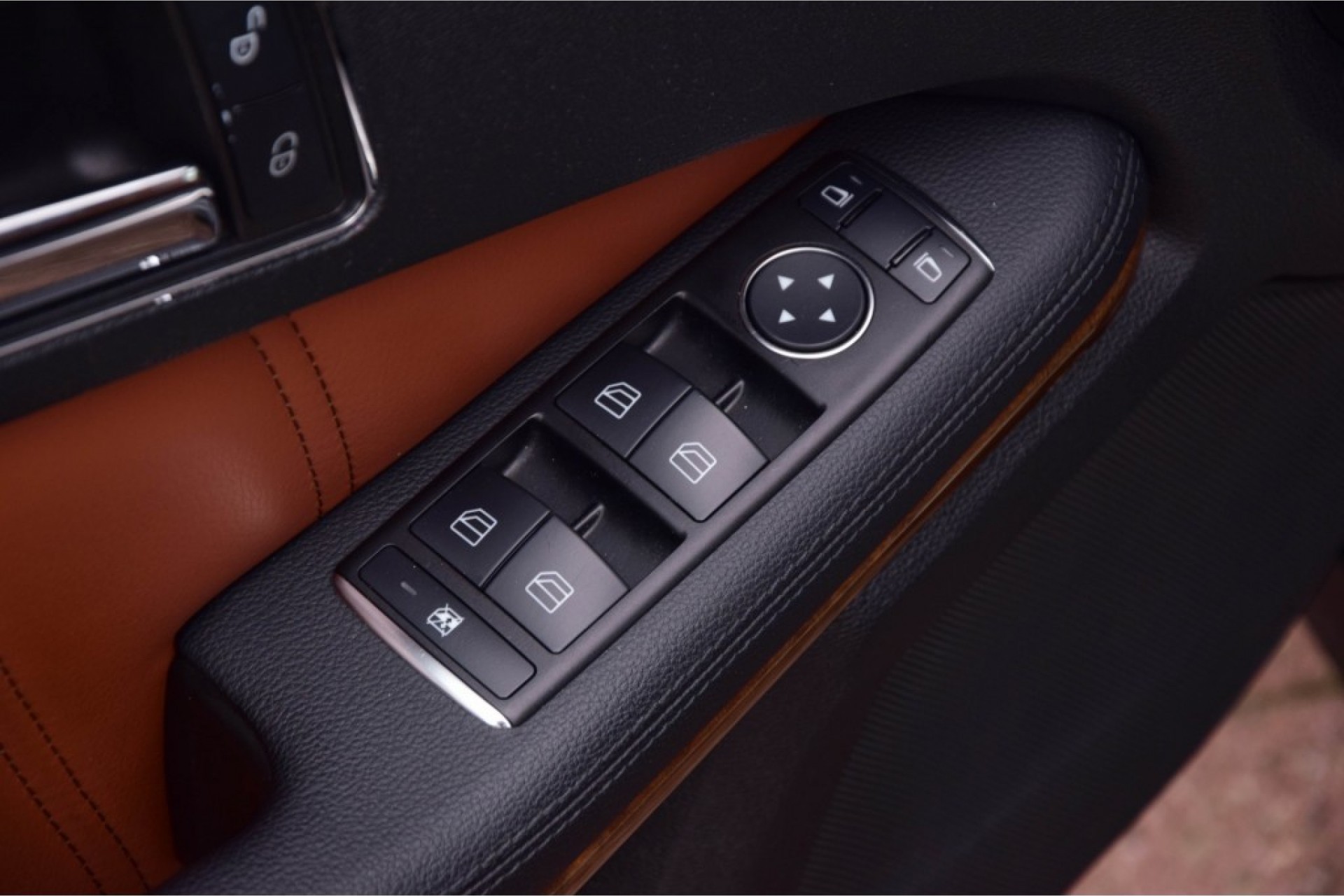 Mercedes-Benz E-Klasse 200 Cdi Avantgarde Designo/Leder/Com/Schuifdak/Rolo's/Verw/stln Aut Foto 12