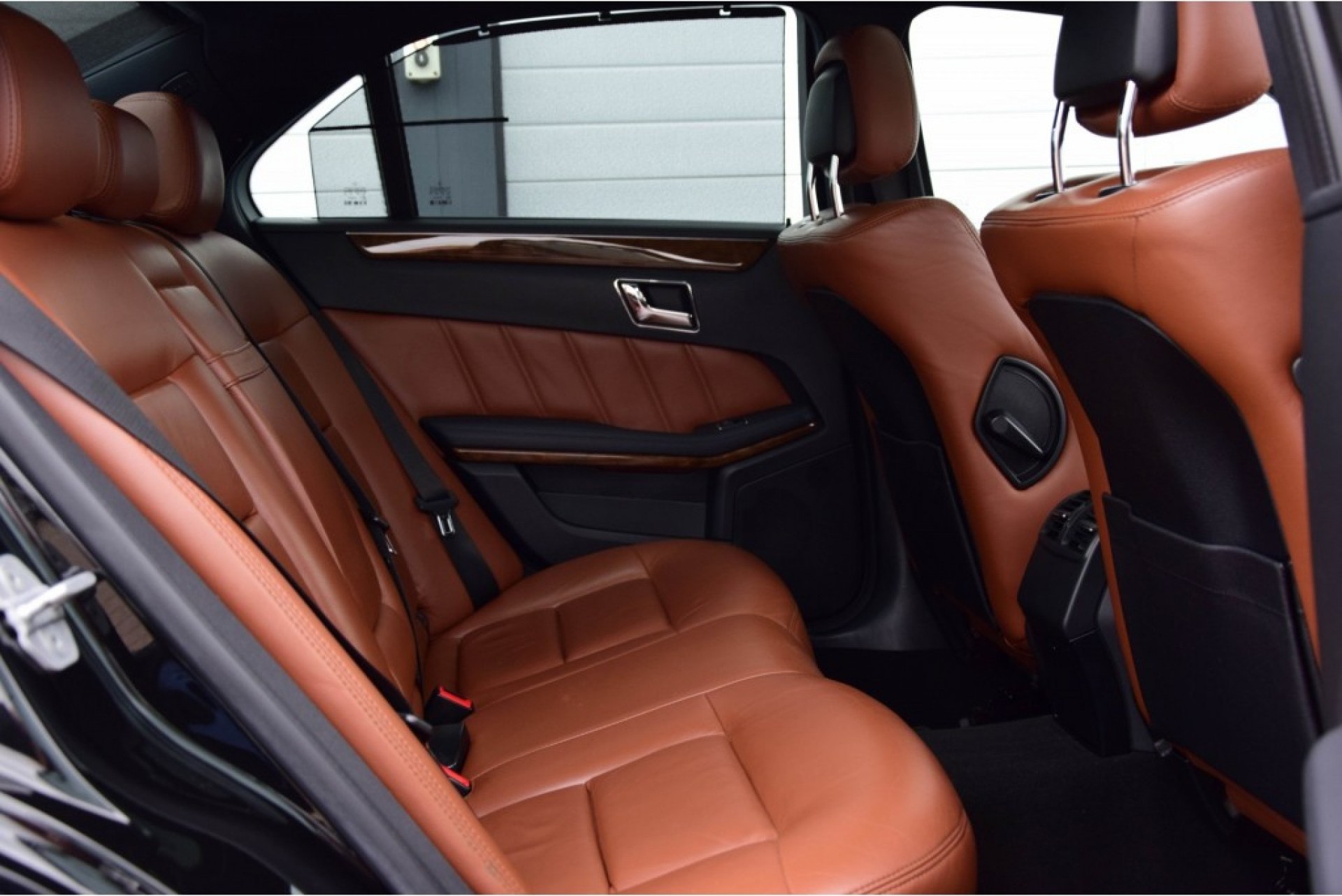 Mercedes-Benz E-Klasse 200 Cdi Avantgarde Designo/Leder/Com/Schuifdak/Rolo's/Verw/stln Aut Foto 3