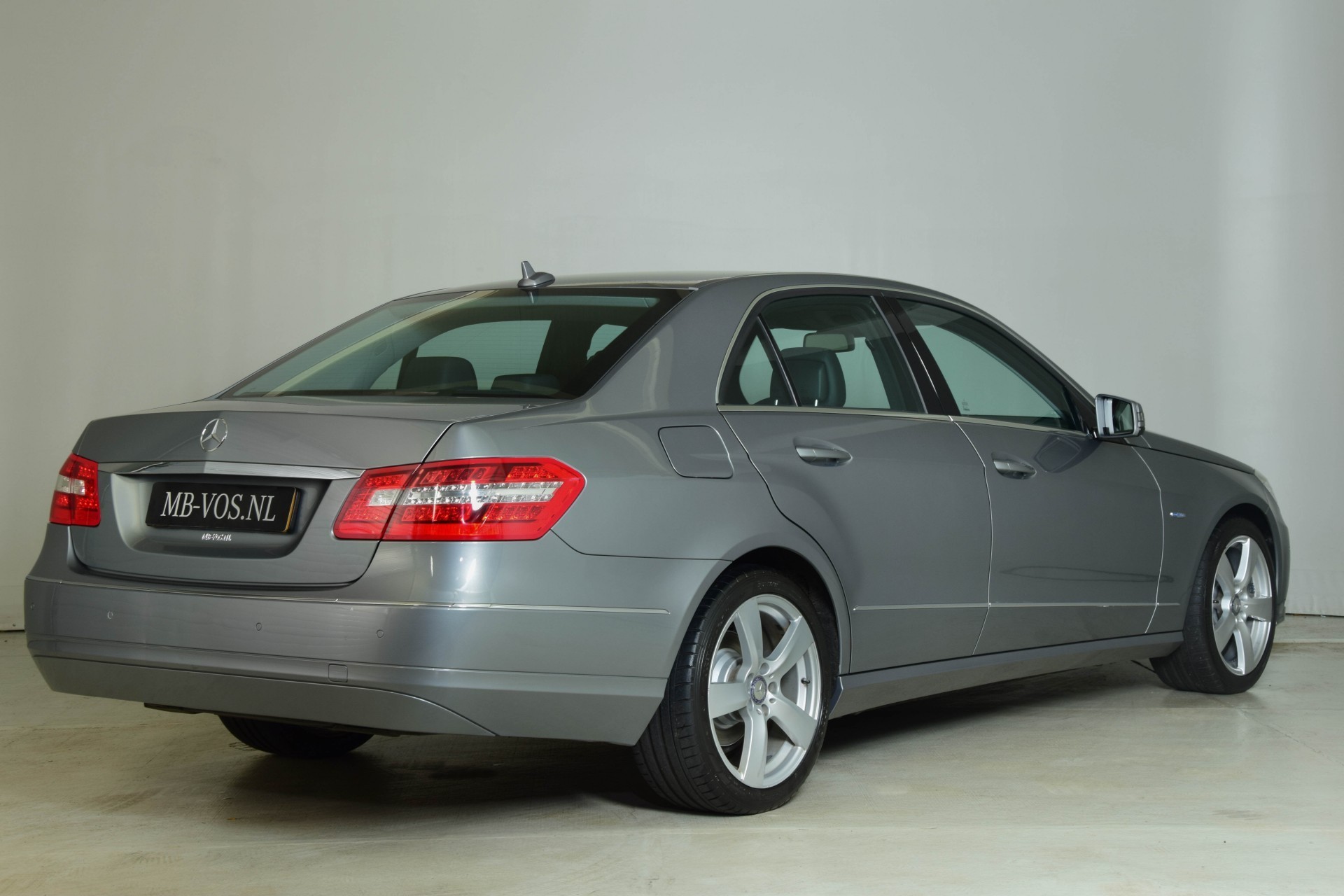 Mercedes-Benz E-Klasse 220 Cdi Avantgarde Navi/ILS/Stoelverwarming Aut5 Foto 2