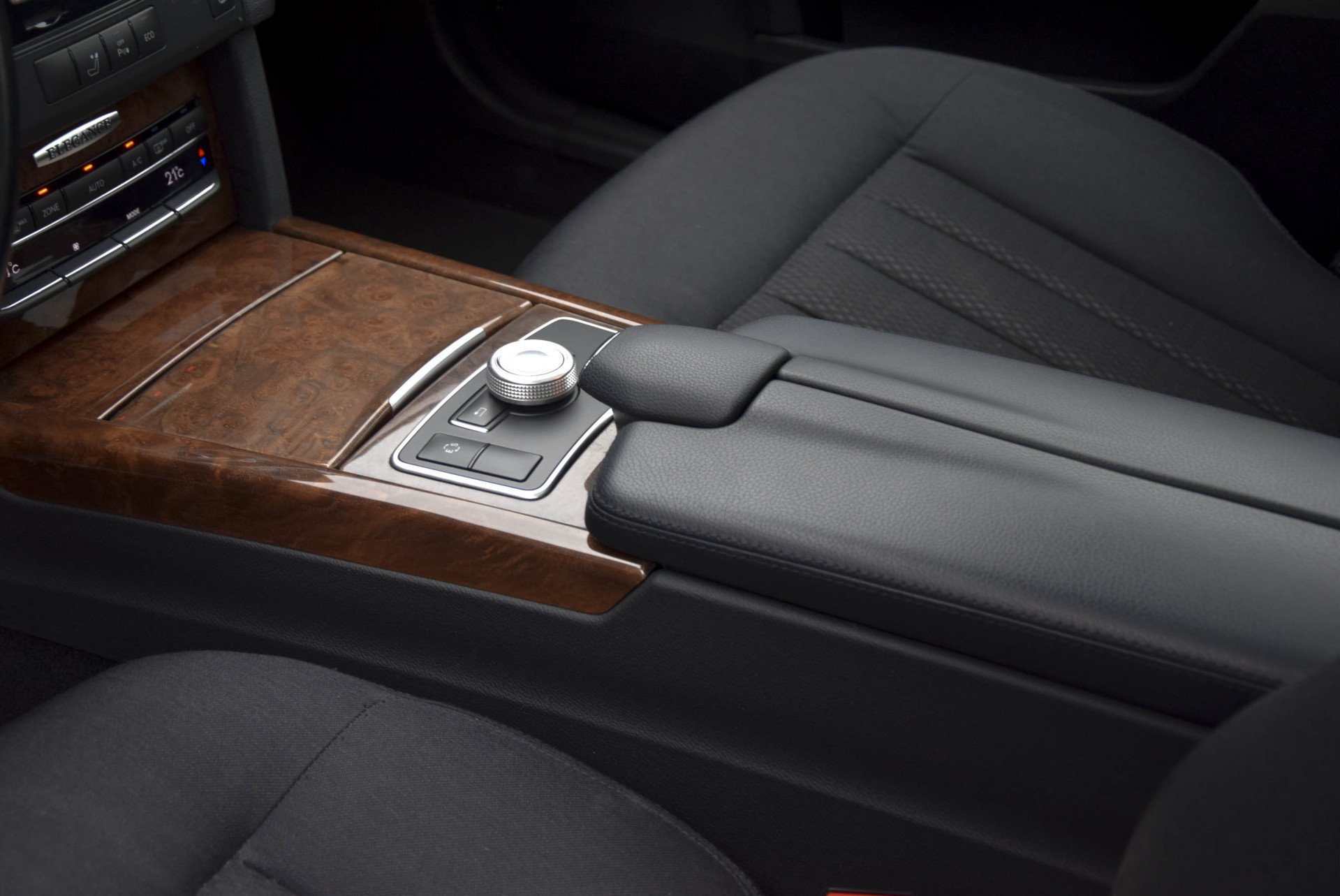 Mercedes-Benz E-Klasse Estate 220 CDI Elegance Schuifdak/Comand/Park/Ver-stln Aut7 Foto 17