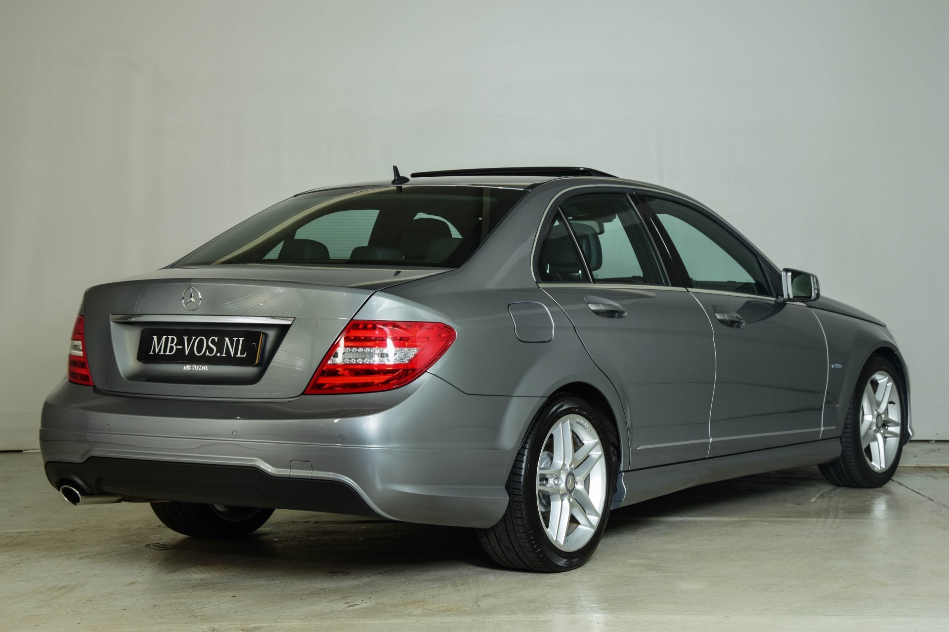 Mercedes-Benz C-Klasse 180 Cgi AMG Facelift Schuifdak/Navi/Wisselaar/ILS Aut7 Foto 2