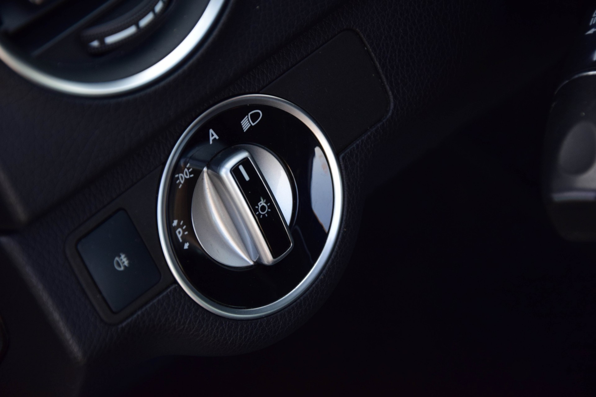 Mercedes-Benz C-Klasse 180 Cgi AMG Facelift Schuifdak/Navi/Wisselaar/ILS Aut7 Foto 8