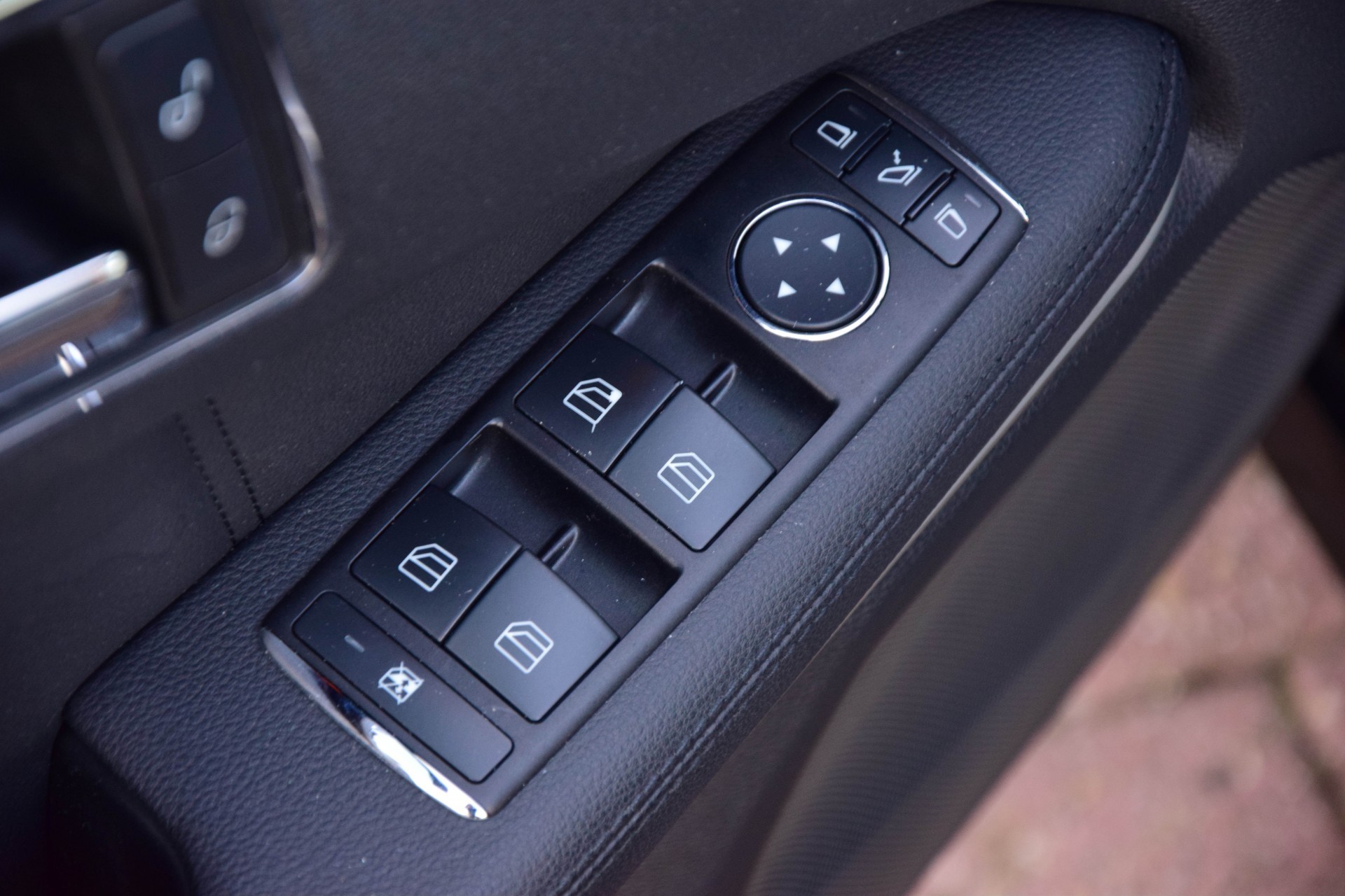 Mercedes-Benz E-Klasse 220 Cdi Avantgarde Leer/Navi/ILS Aut5 Foto 12