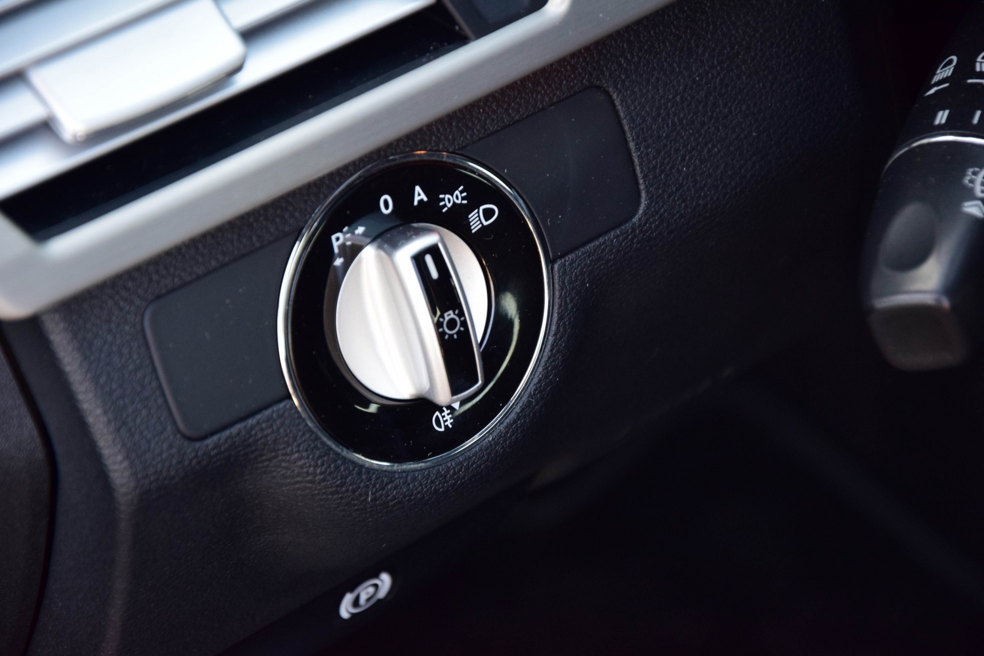 Mercedes-Benz E-Klasse 220 Cdi Avantgarde Leer/Navi/ILS Aut5 Foto 13