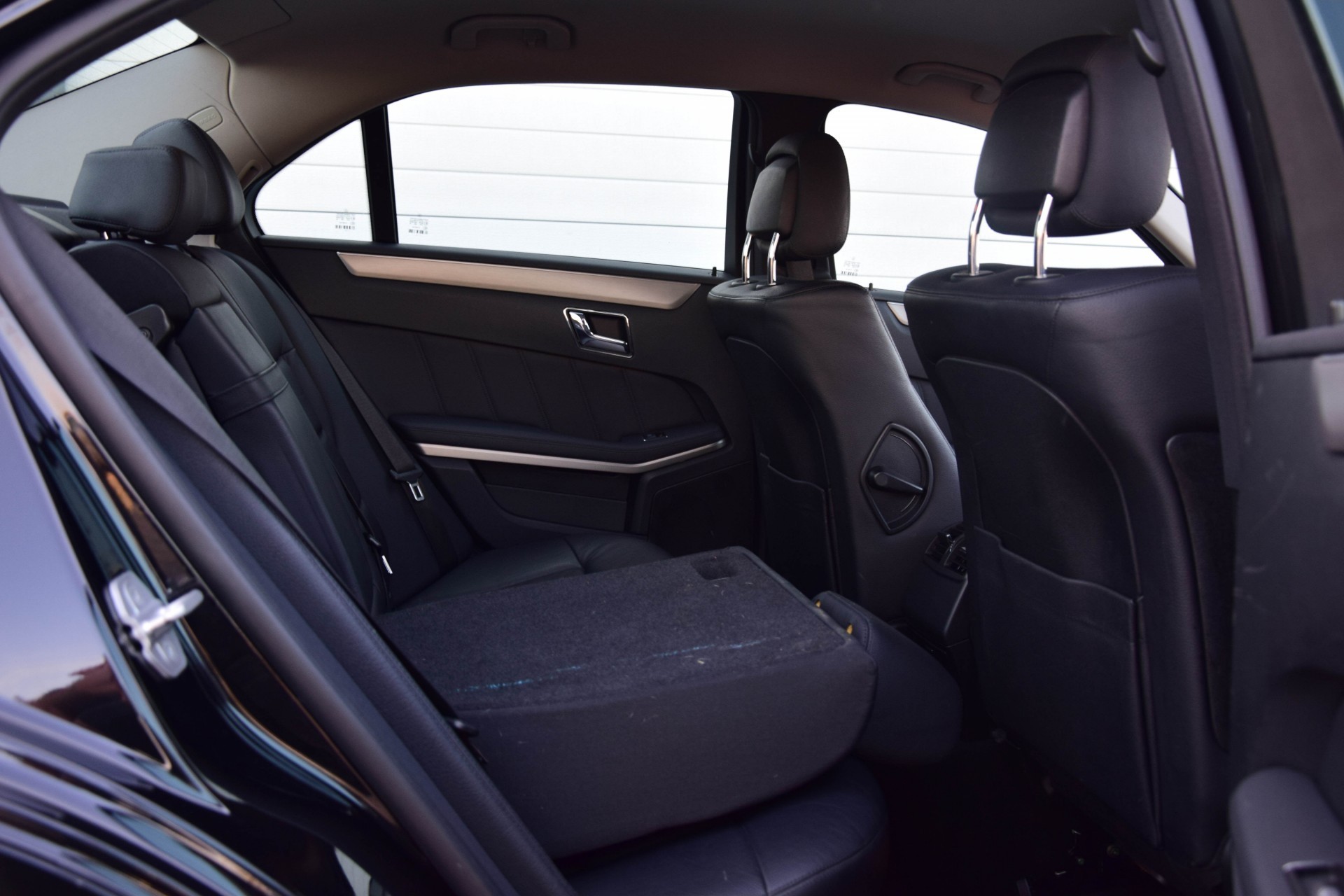 Mercedes-Benz E-Klasse 220 Cdi Avantgarde Leer/Navi/ILS Aut5 Foto 5