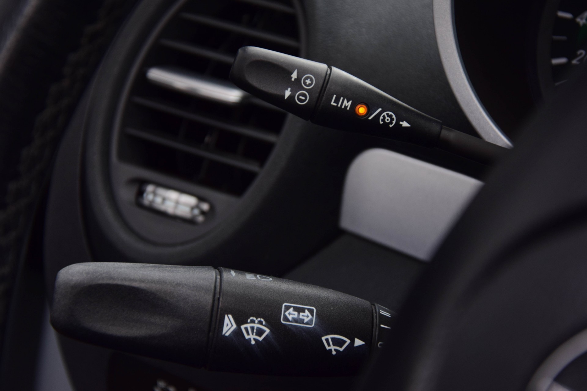 Mercedes-Benz SLK-Klasse 200 K. Leer/Comand/18" AMG/Verw-stoelen Aut5 Foto 13