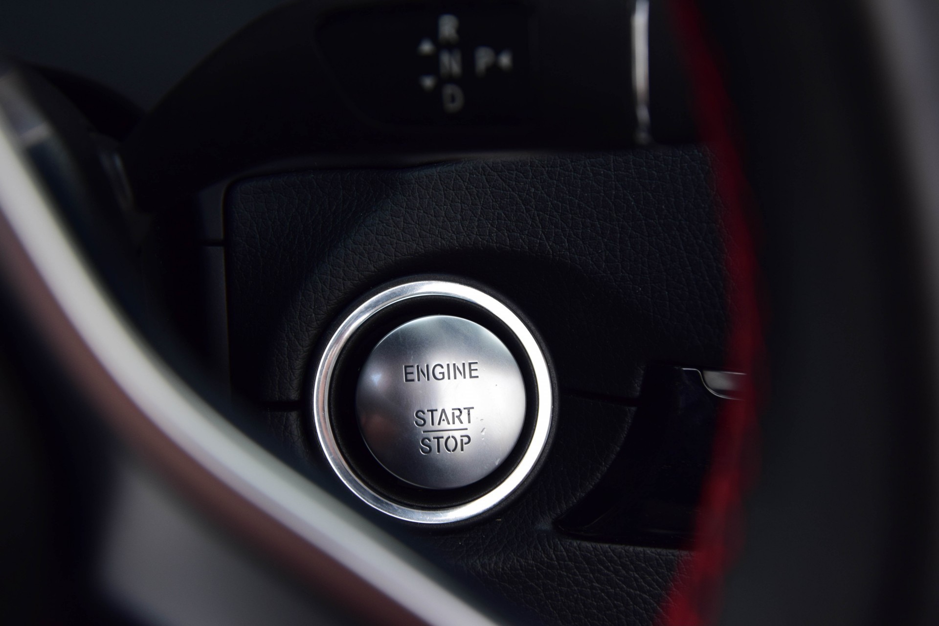 Mercedes-Benz E-Klasse 250 AMG Plus Night Keyless/Harman-Kardon/ILS Aut7 Foto 12