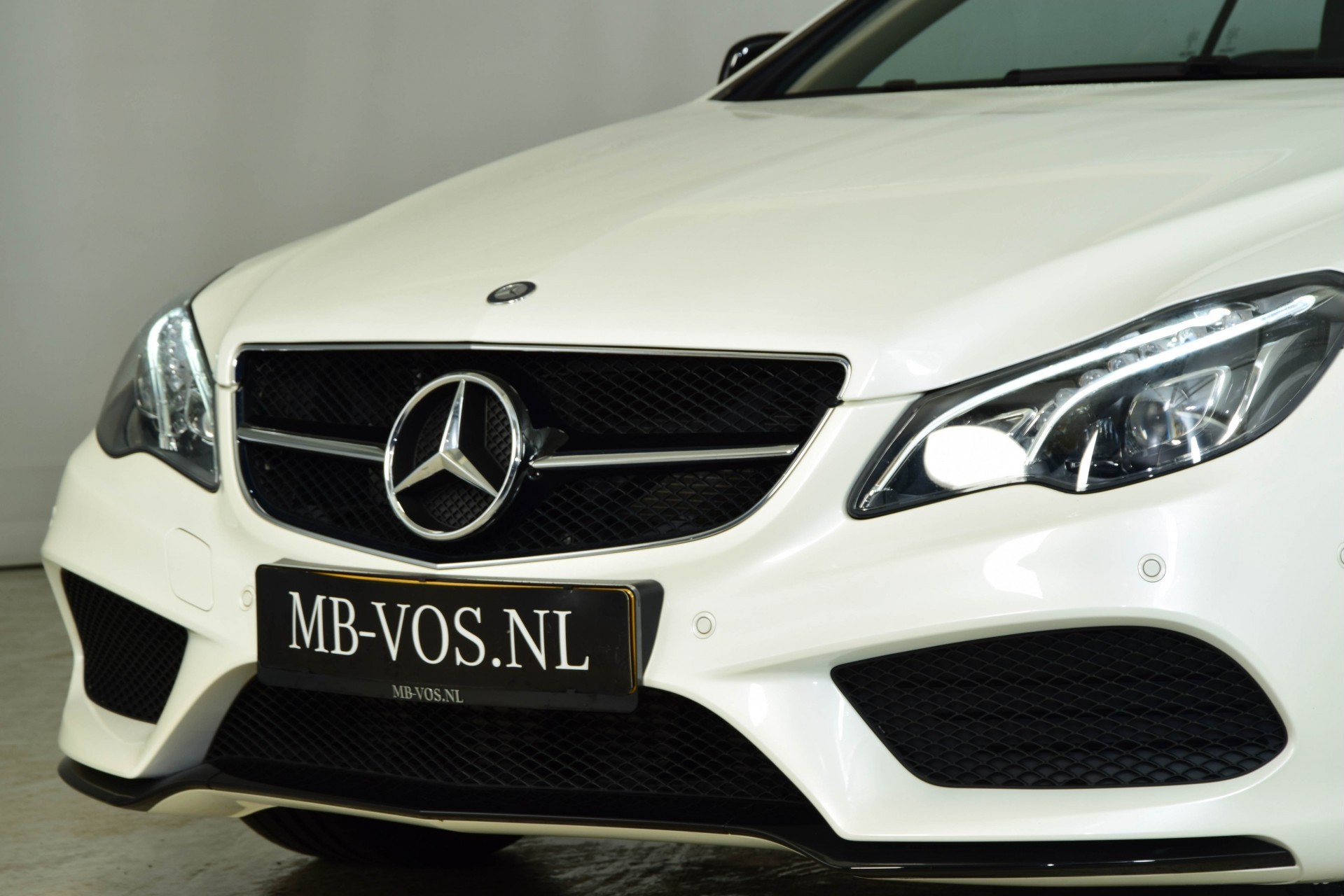 Mercedes-Benz E-Klasse 250 AMG Plus Night Keyless/Harman-Kardon/ILS Aut7 Foto 21