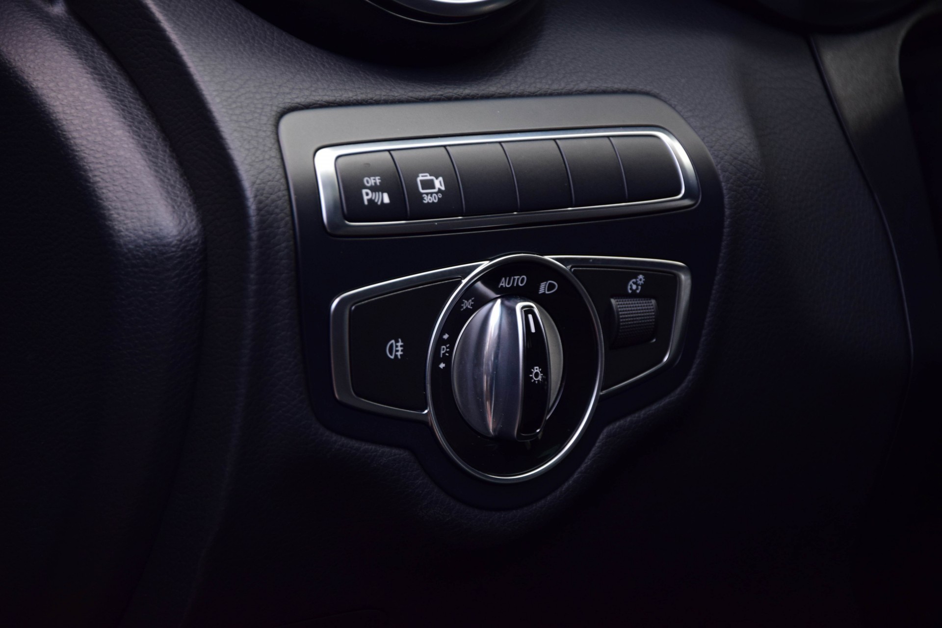 Mercedes-Benz C-Klasse Estate 220 CDI Panorama/Keyless/Burmester/Standkachel/Trekhaak Aut7 Foto 10