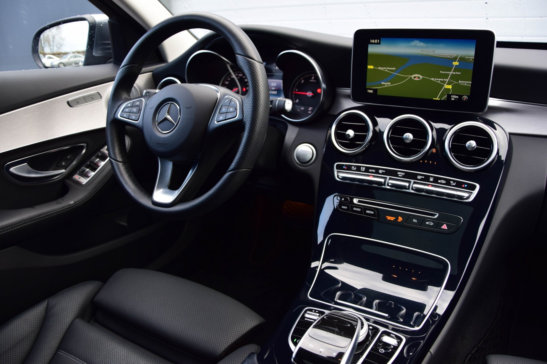 Mercedes-Benz C-Klasse Estate 220 CDI Panorama/Keyless/Burmester/Standkachel/Trekhaak Aut7 Foto 6