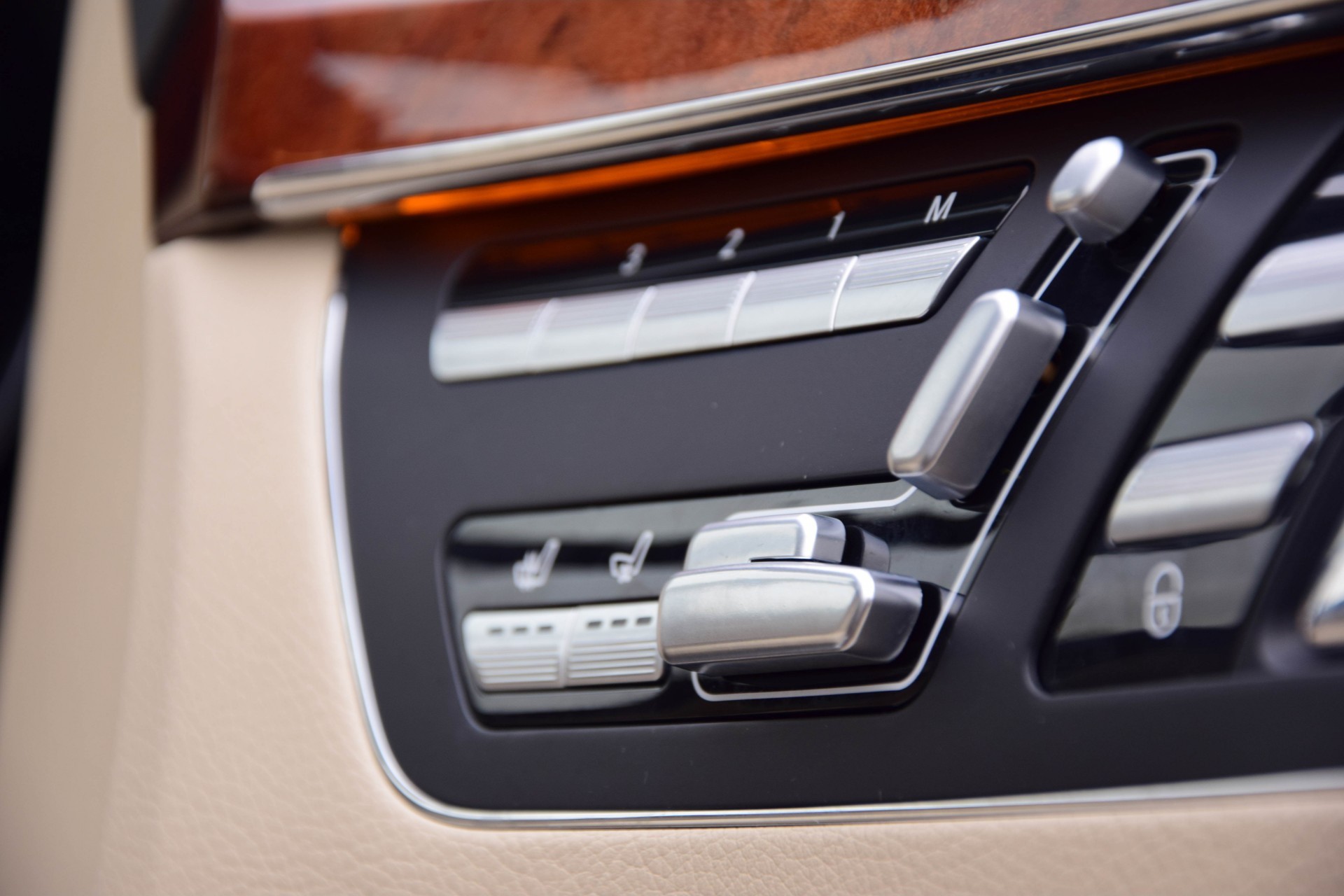 Mercedes-Benz S-Klasse 420 Cdi Prestige Plus Distronic/Keyless/TV/Softclose Aut7 Foto 7