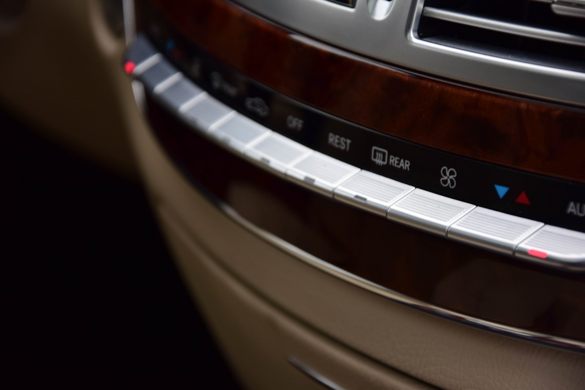 Mercedes-Benz S-Klasse 420 Cdi Prestige Plus Distronic/Keyless/TV/Softclose Aut7 Foto 9