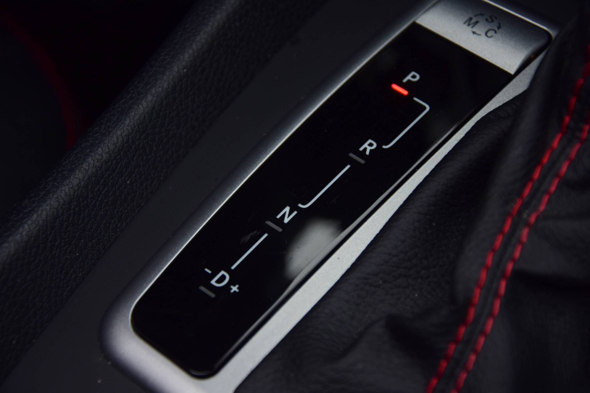 Mercedes-Benz SLK-Klasse 280 Edition 10 Aut7 Foto 9