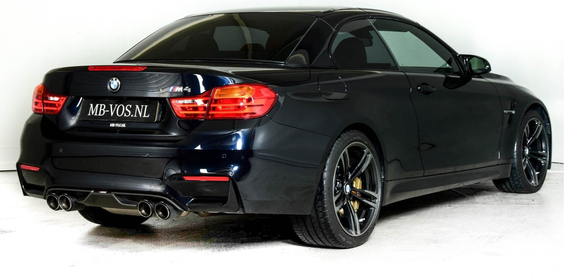 BMW 4 Serie Cabrio M4 Ceramic/Akropovic/Individual/Driver Pack €160295 NIEUW Foto 4